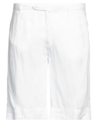 Luigi Borrelli Napoli Man Shorts & Bermuda Shorts White Size 40 Linen