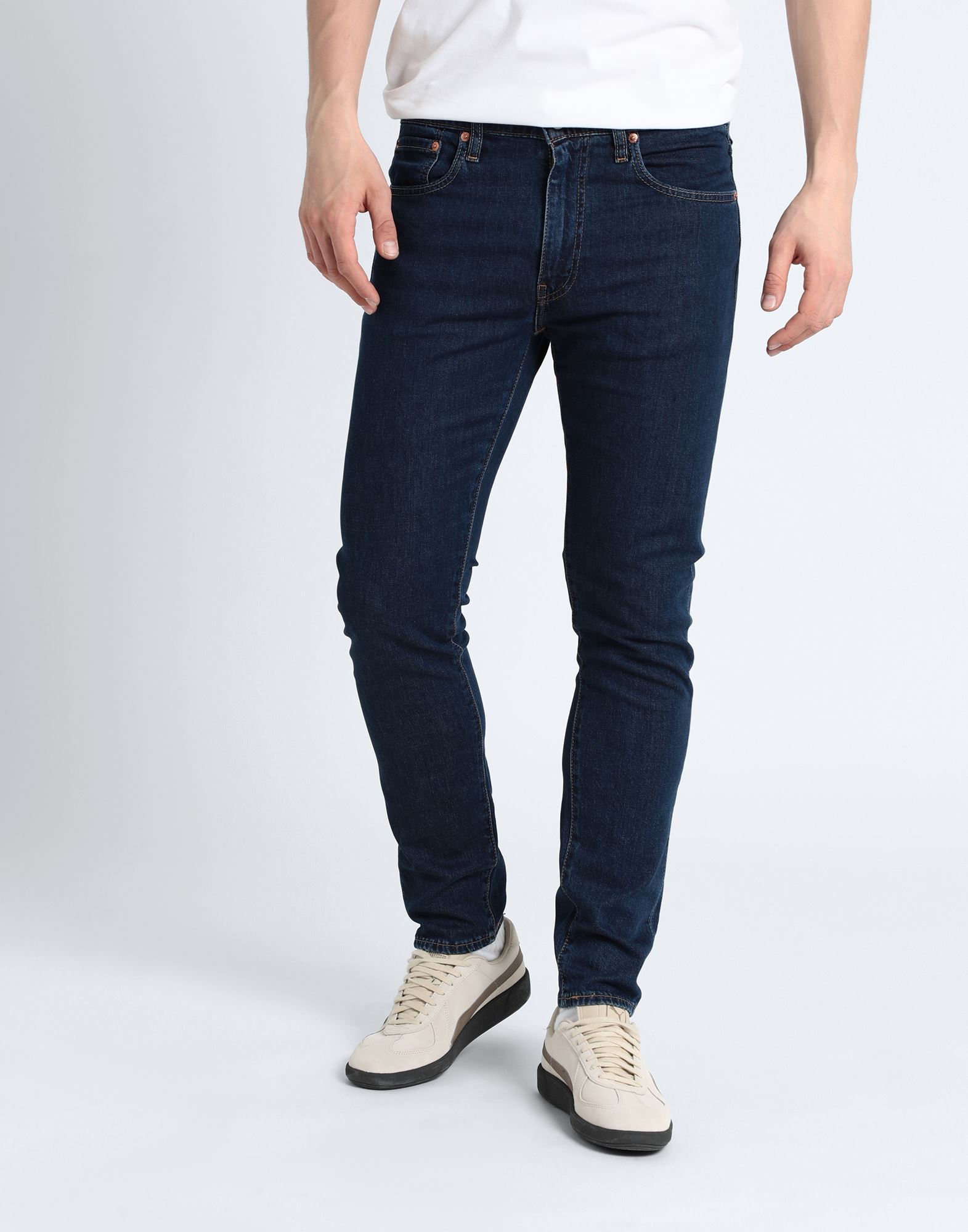  Levi's - Hosen & Röcke - Jeanshosen - On Yoox.com 