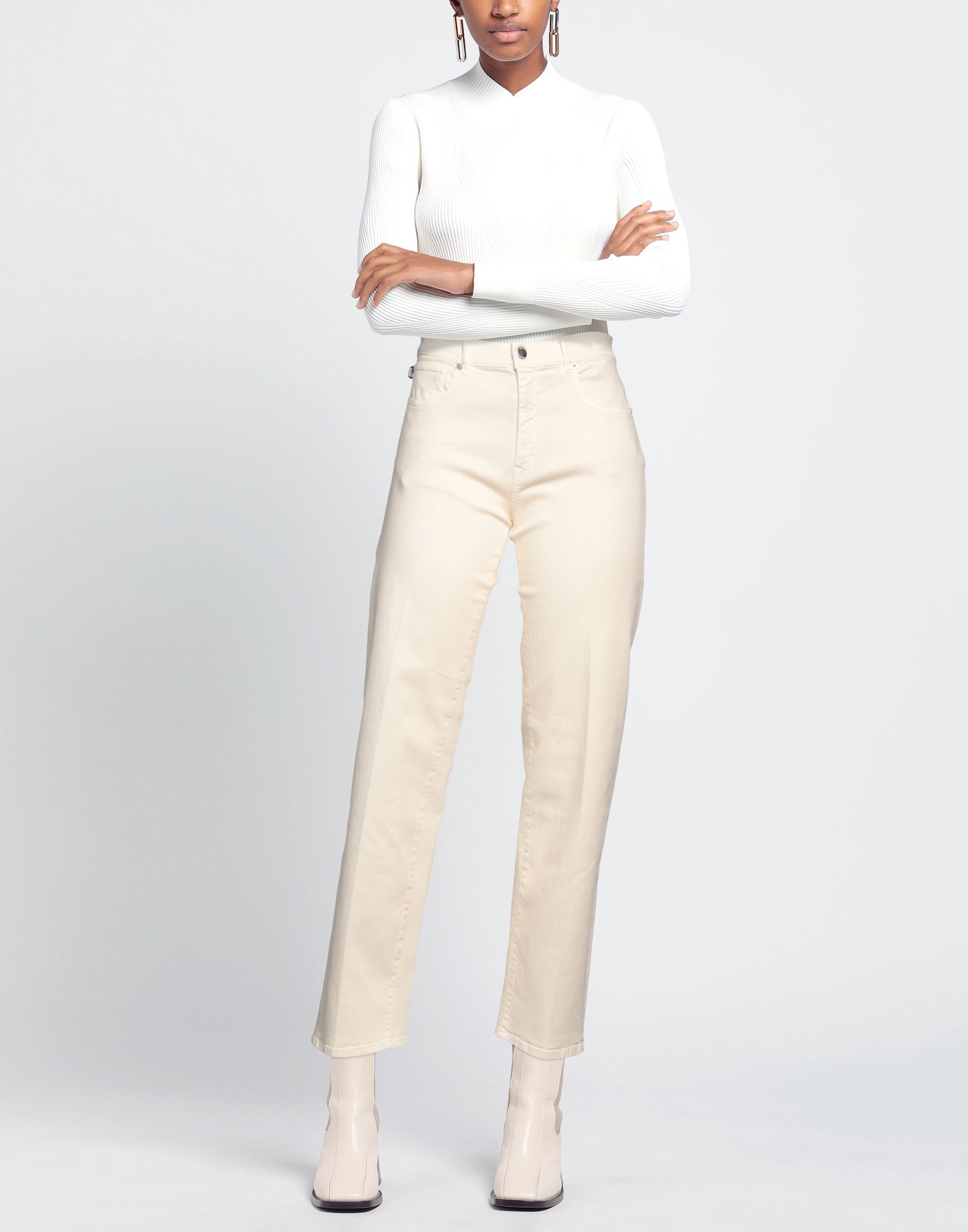  Love Moschino - Hosen & Röcke - Jeanshosen - On Yoox.com 