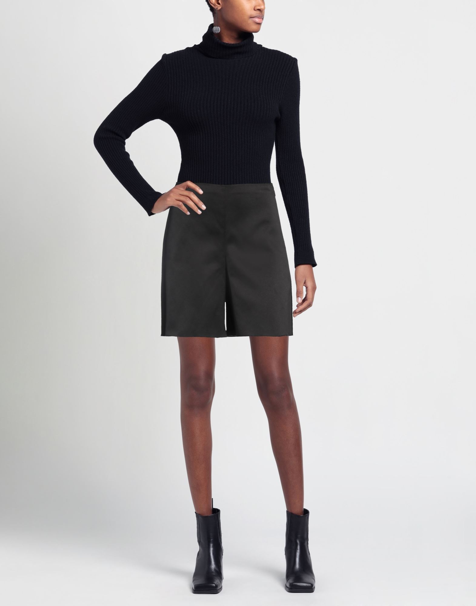  By Malene Birger - Hosen & Röcke - Shorts & Bermudashorts - On Yoox.com 
