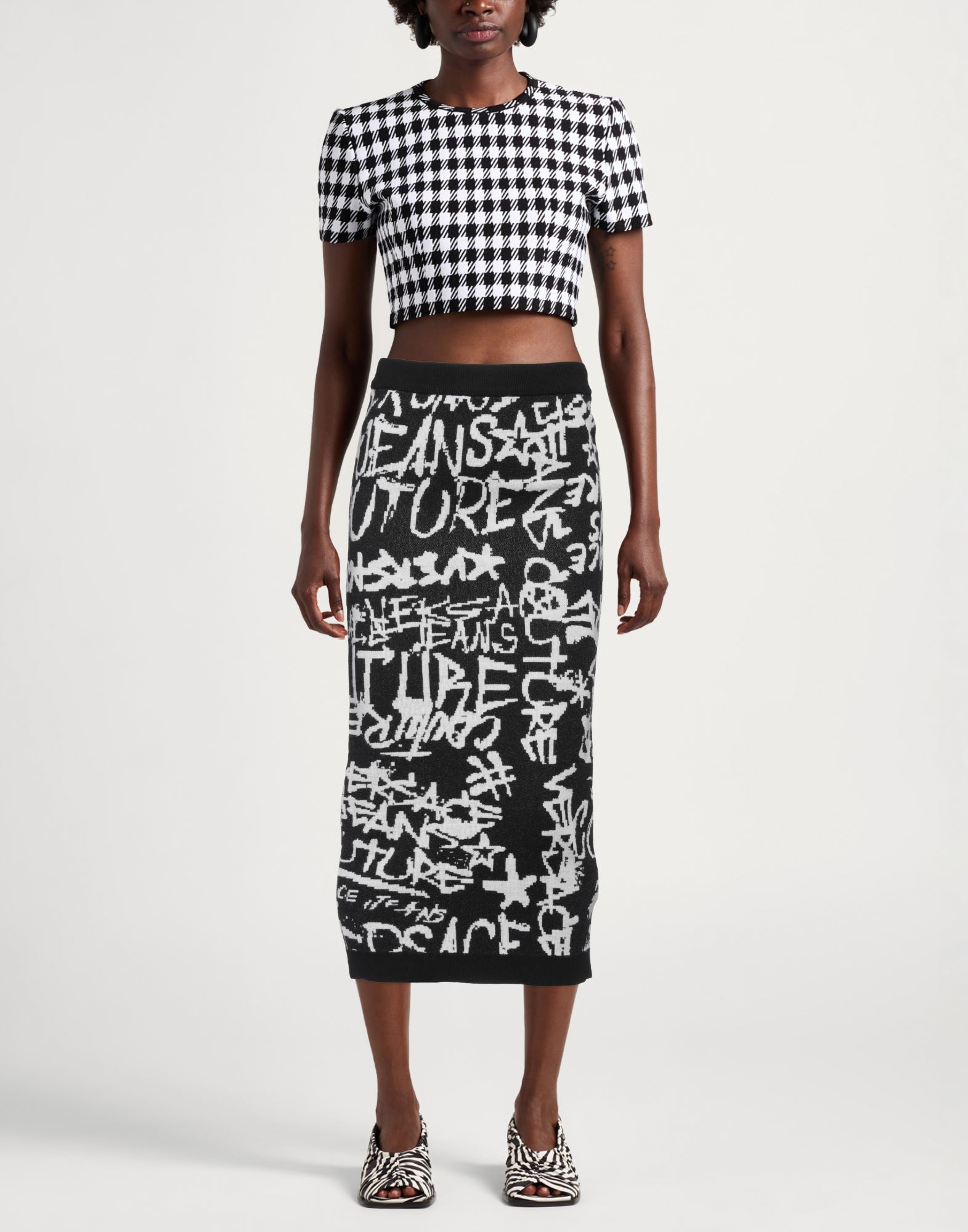  Versace Jeans Couture - Hosen & Röcke - Midi-röcke - On Yoox.com 