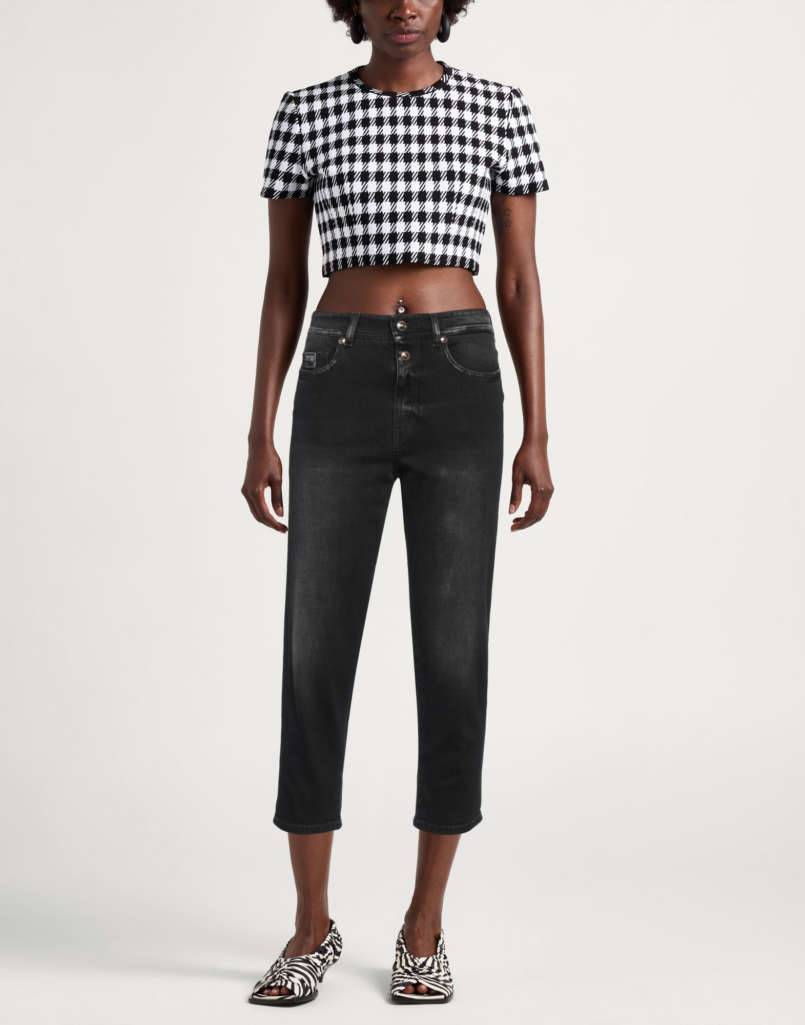  Versace Jeans Couture - Hosen & Röcke - Jeanshosen - On Yoox.com 