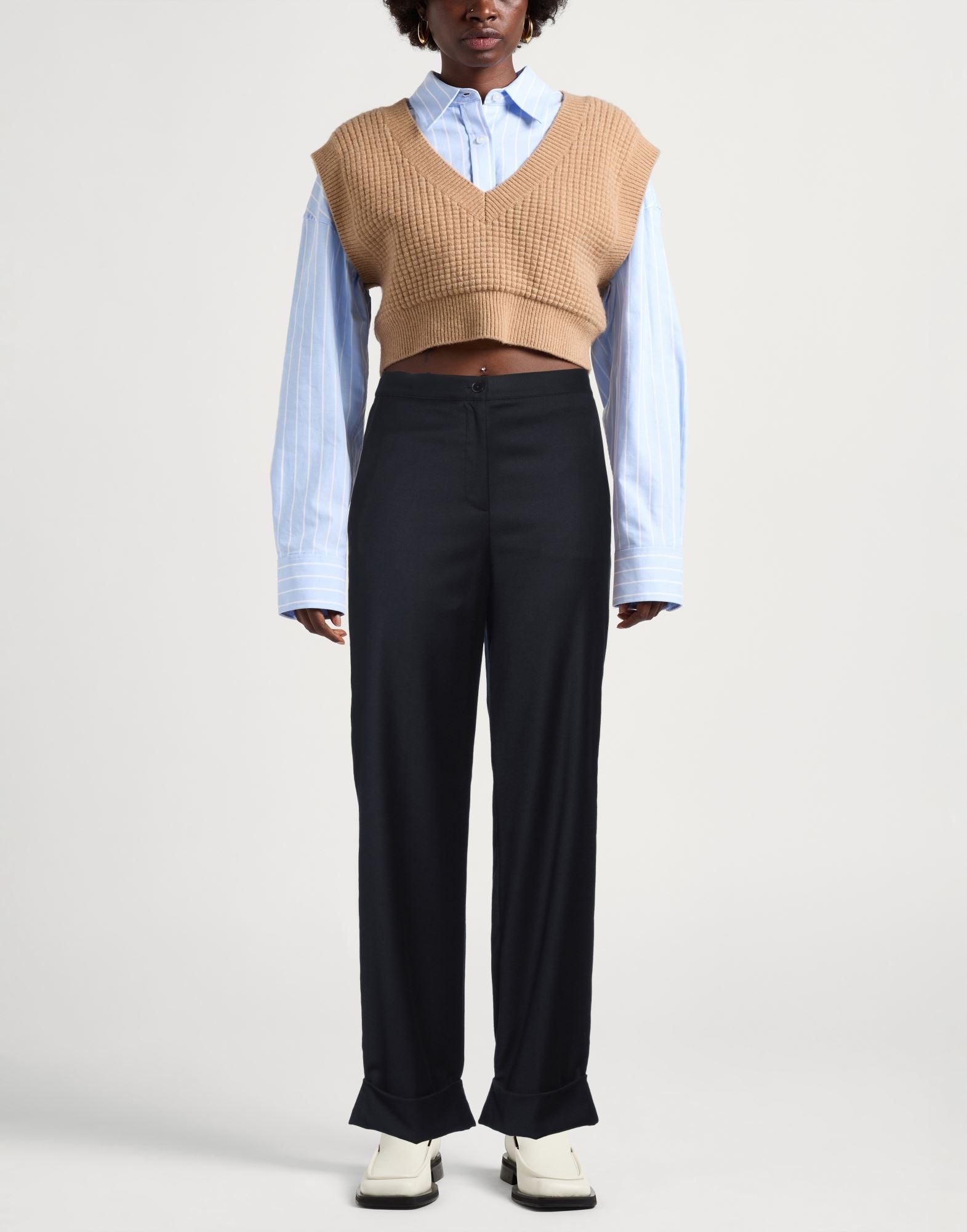  Lardini - Hosen & Röcke - Hosen - On Yoox.com 