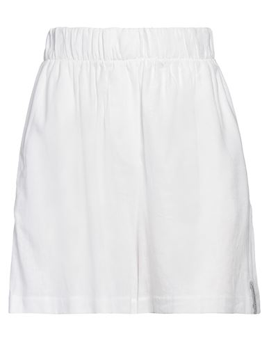 Hinnominate Woman Shorts & Bermuda Shorts White Size S Linen, Viscose In White