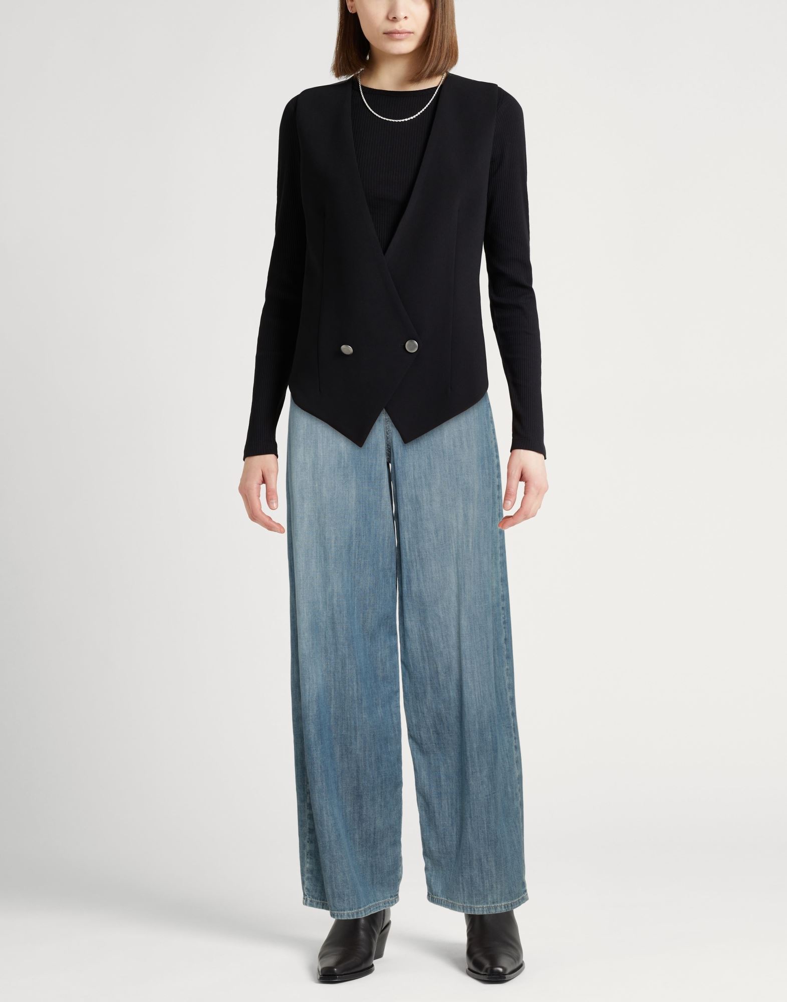  Merci Italia - Hosen & Röcke - Jeanshosen - On Yoox.com 