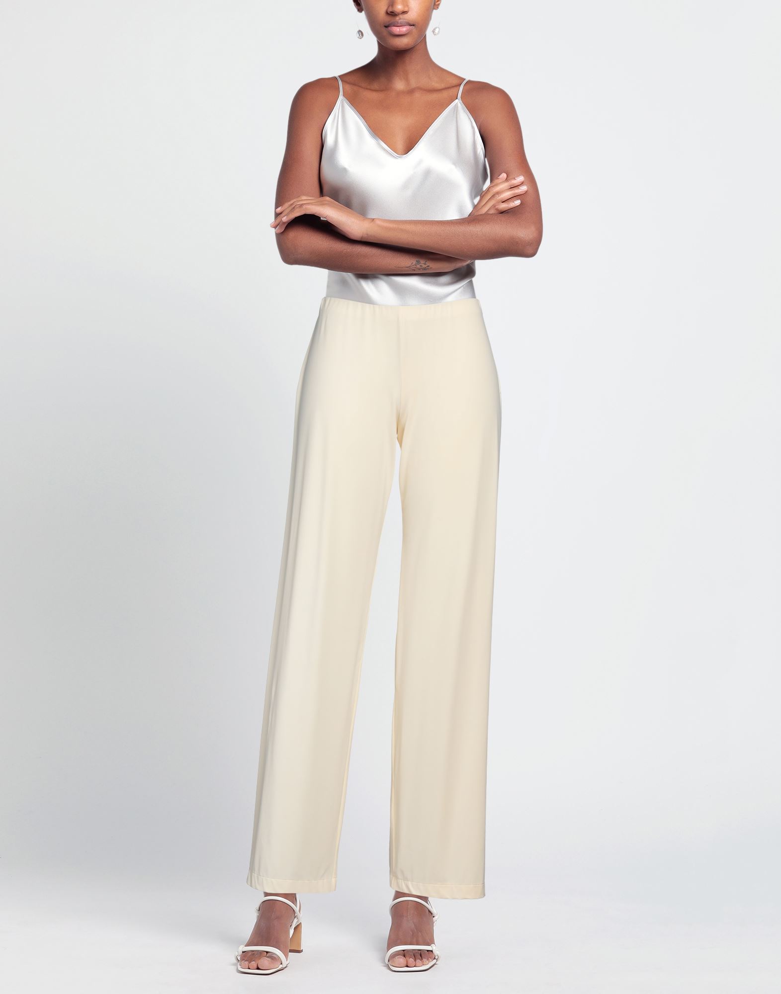  Raffaela D'angelo - Hosen & Röcke - Hosen - On Yoox.com 