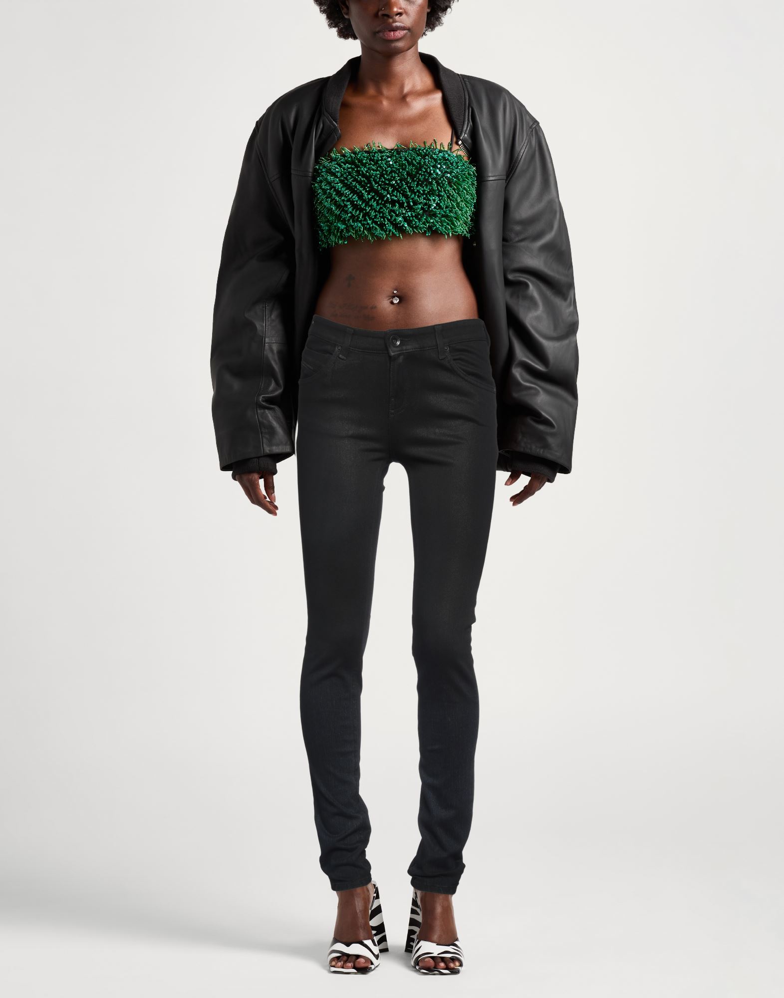  Diesel Black Gold - Hosen & Röcke - Jeanshosen - On Yoox.com 