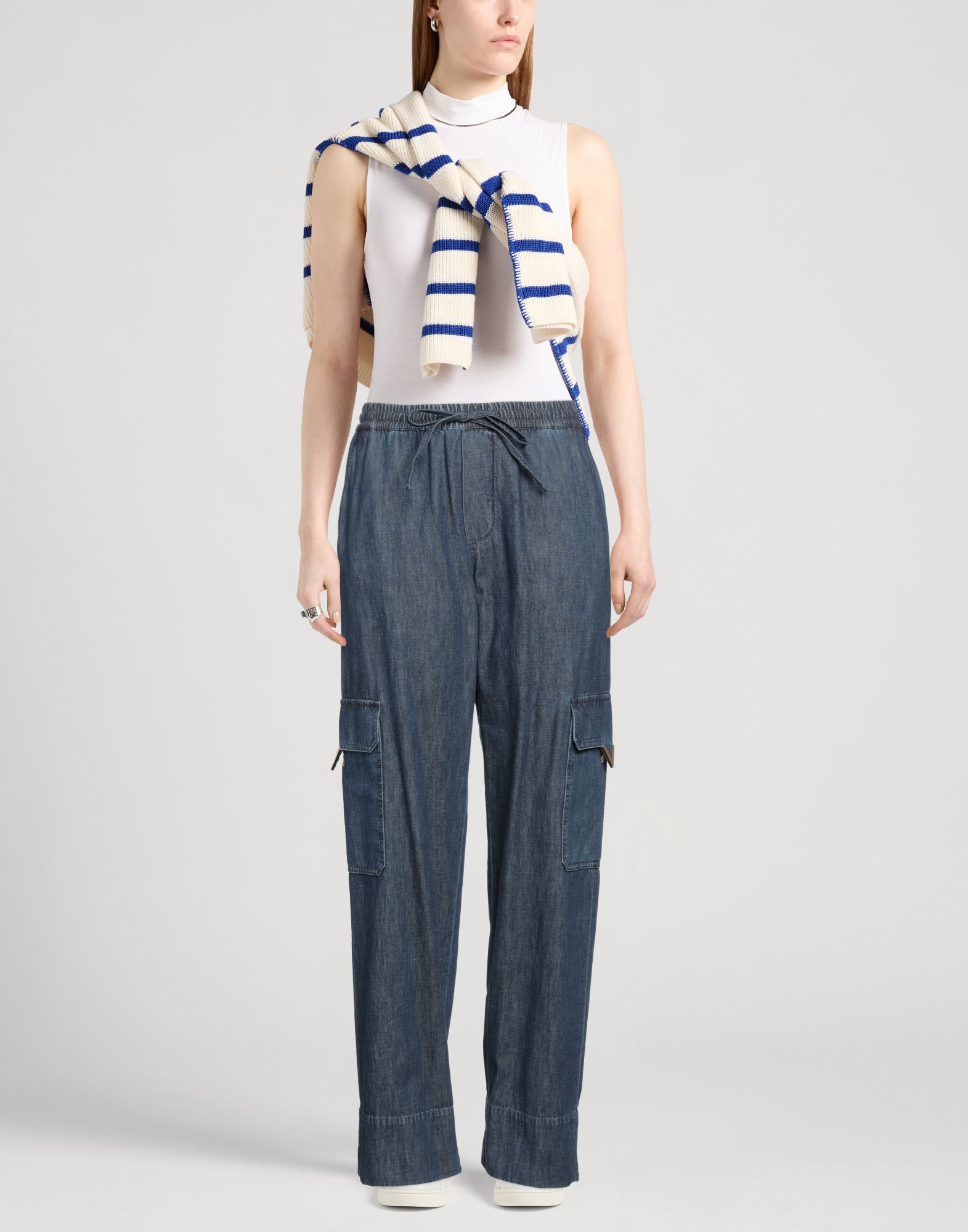 Valentino Garavani - Hosen & Röcke - Jeanshosen - On Yoox.com 