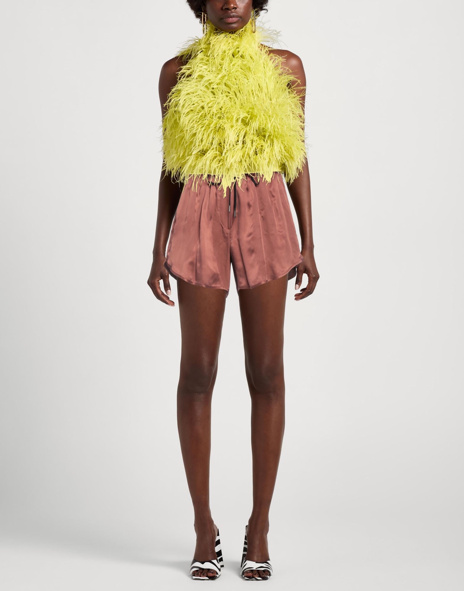  Isabel Benenato - Hosen & Röcke - Shorts & Bermudashorts - On Yoox.com 
