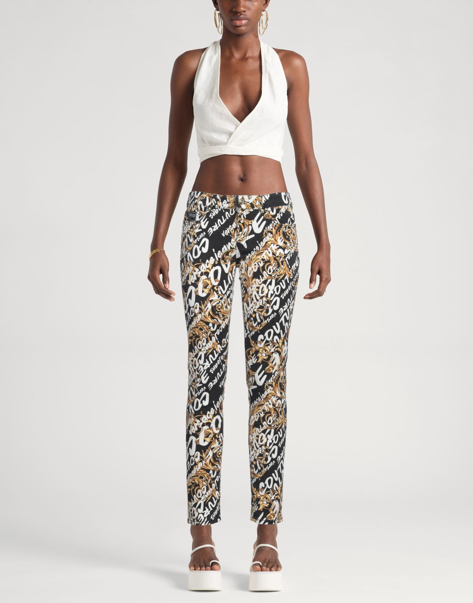  Versace Jeans Couture - Hosen & Röcke - Jeanshosen - On Yoox.com 