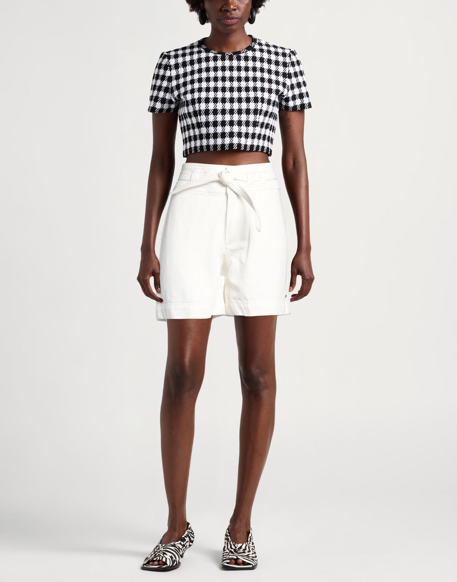  Tommy Hilfiger - Hosen & Röcke - Shorts & Bermudashorts - On Yoox.com 