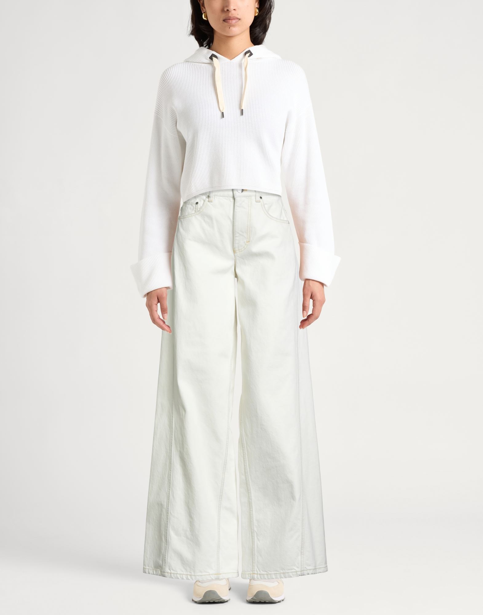  Moncler - Hosen & Röcke - Jeanshosen - On Yoox.com 