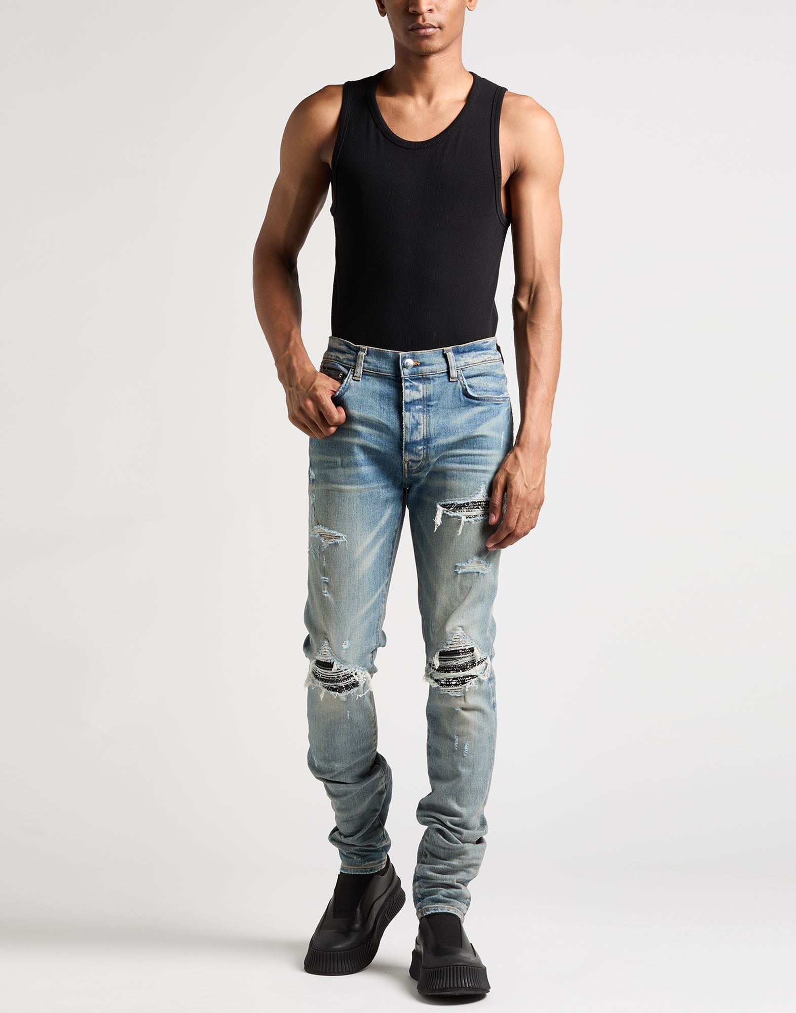  Amiri - Hosen & Röcke - Jeanshosen - On Yoox.com 