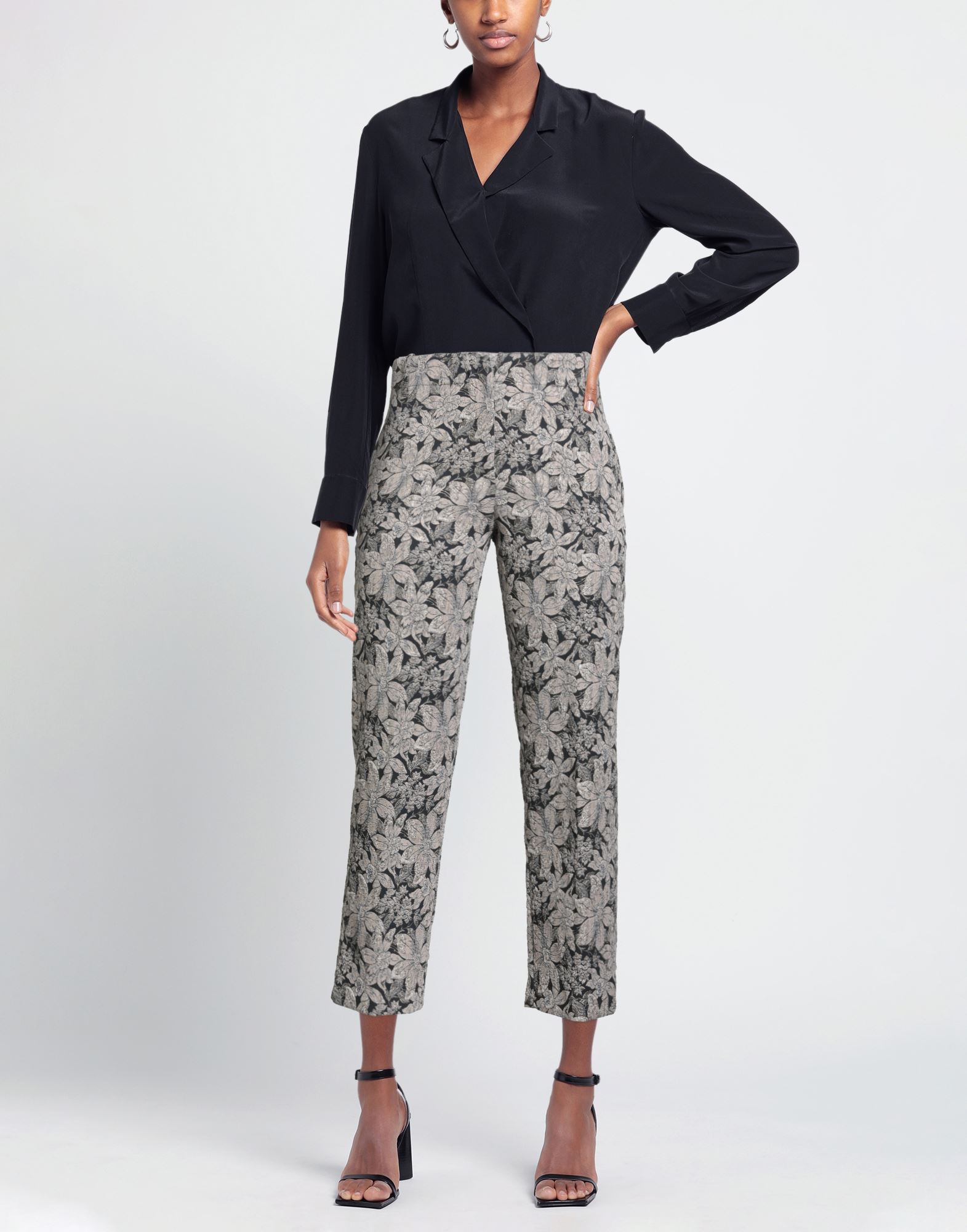  Kartika - Hosen & Röcke - Hosen - On Yoox.com 