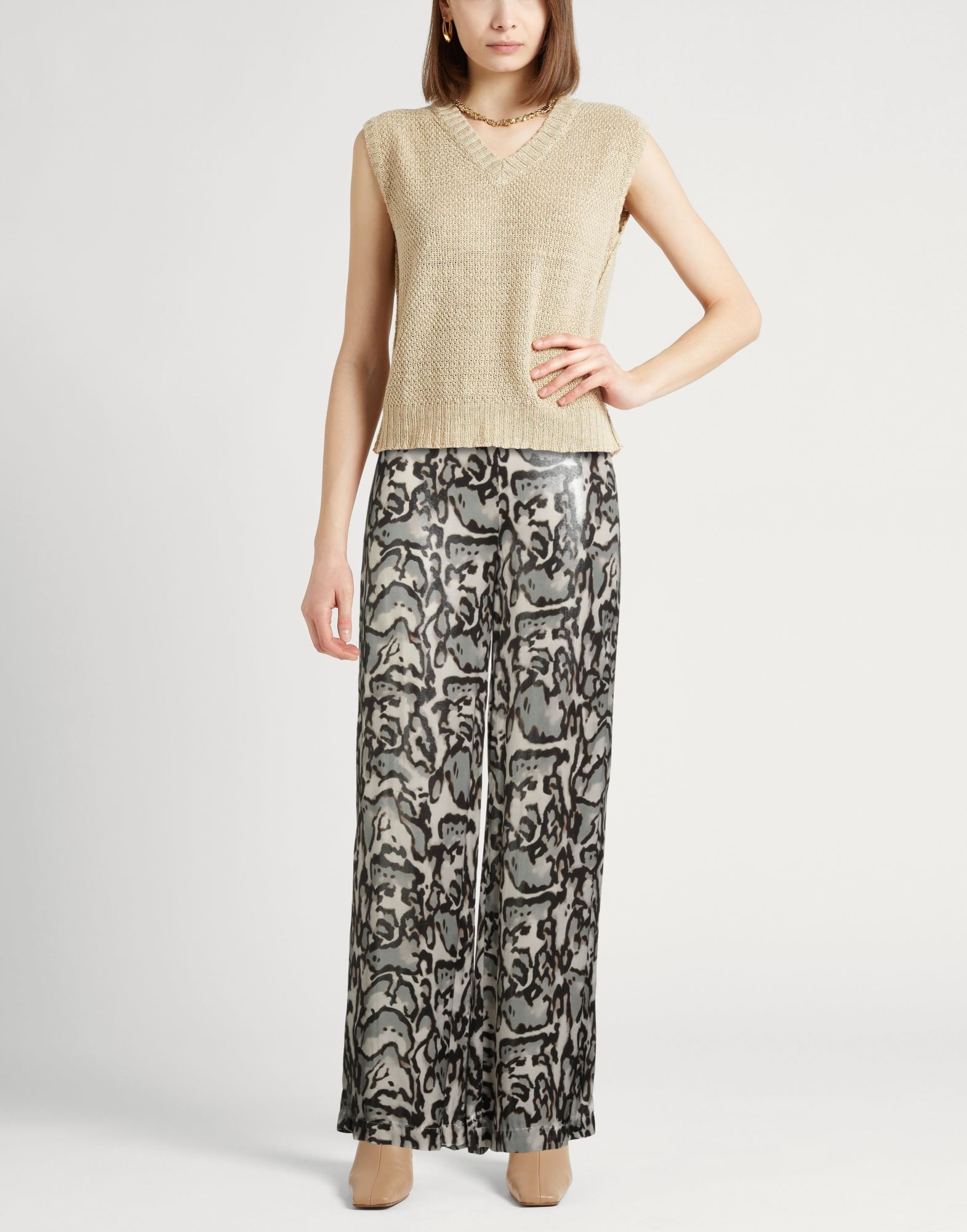  Jucca - Hosen & Röcke - Hosen - On Yoox.com 