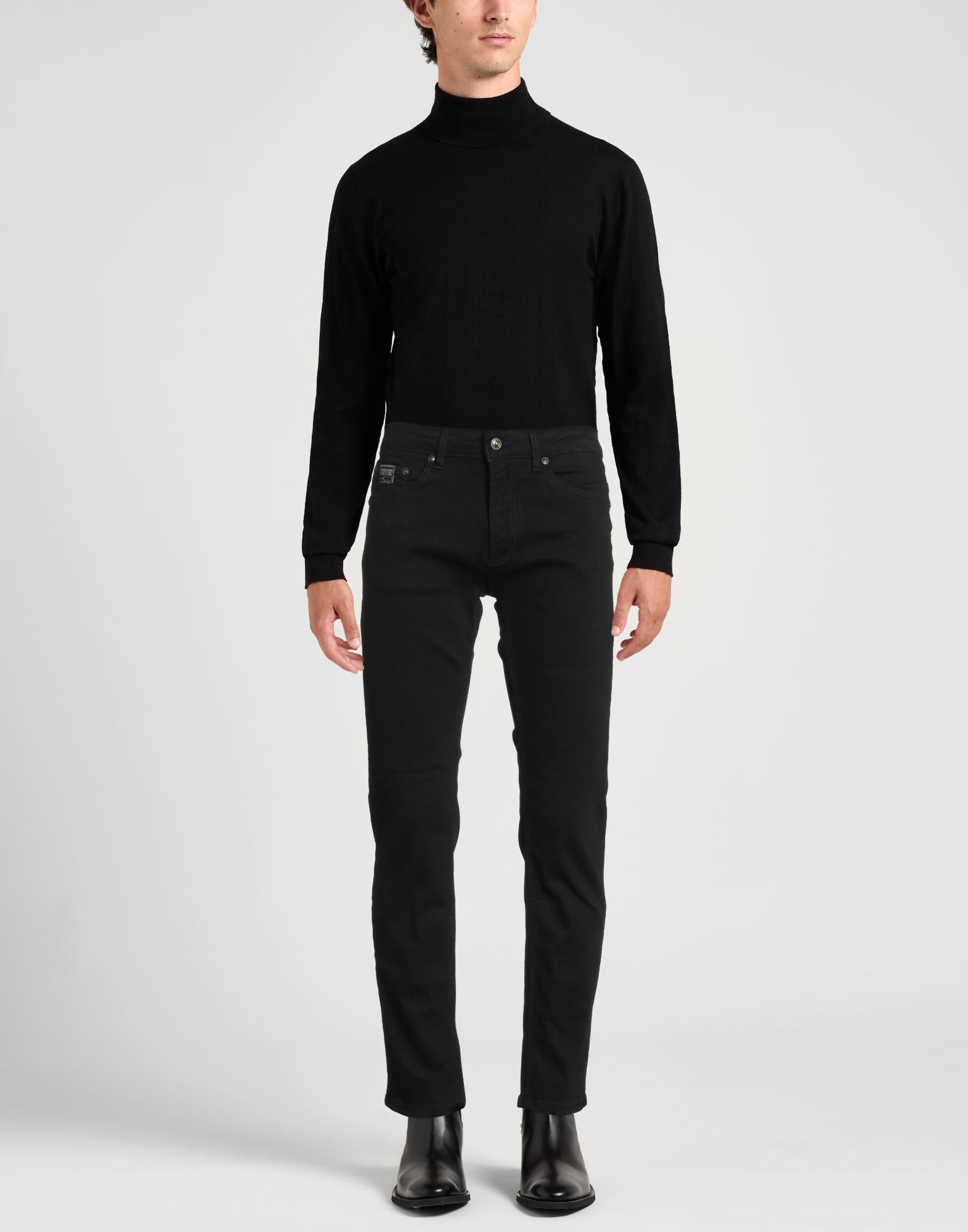  Versace Jeans Couture - Hosen & Röcke - Jeanshosen - On Yoox.com 