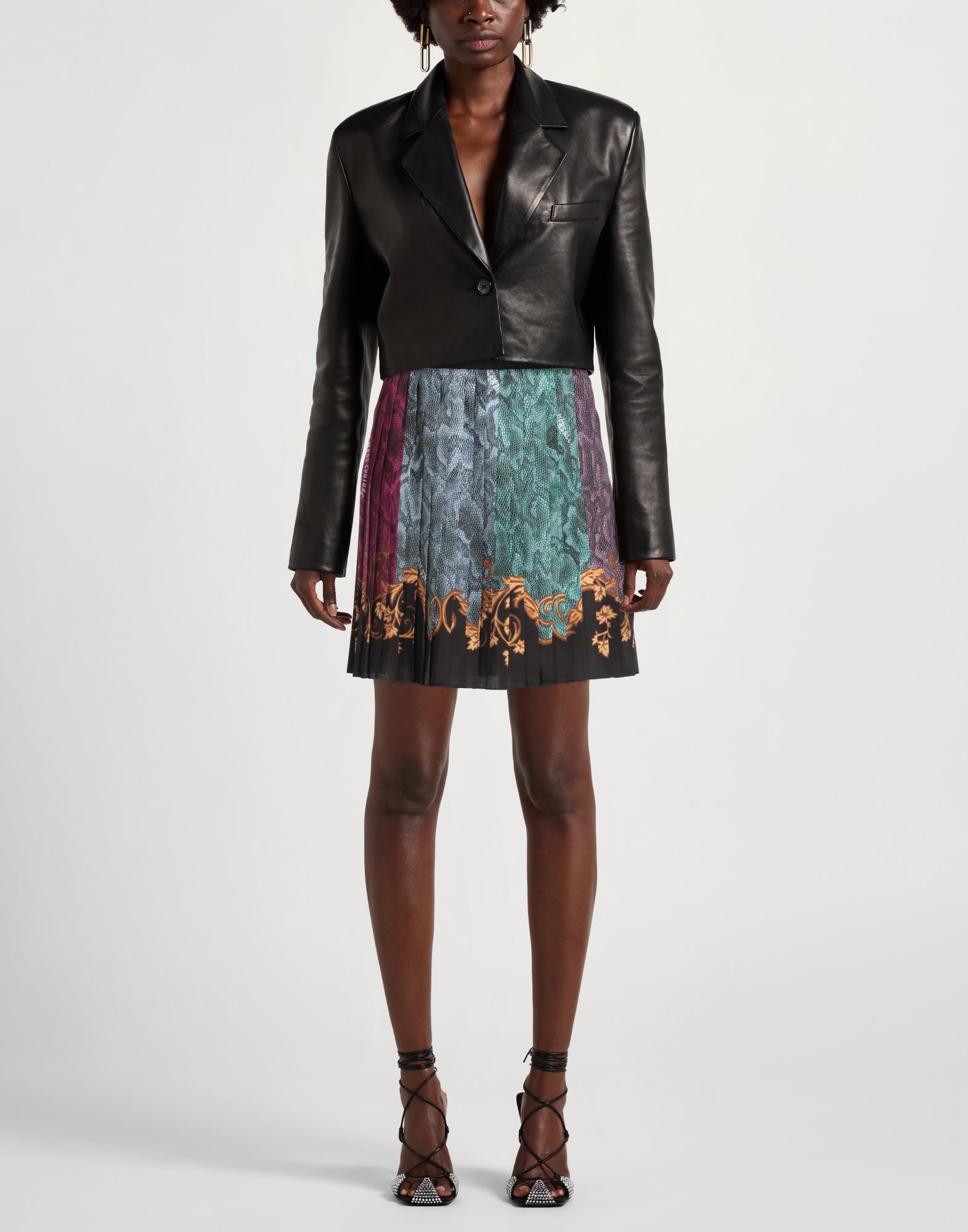  Versace Jeans Couture - Hosen & Röcke - Miniröcke - On Yoox.com 