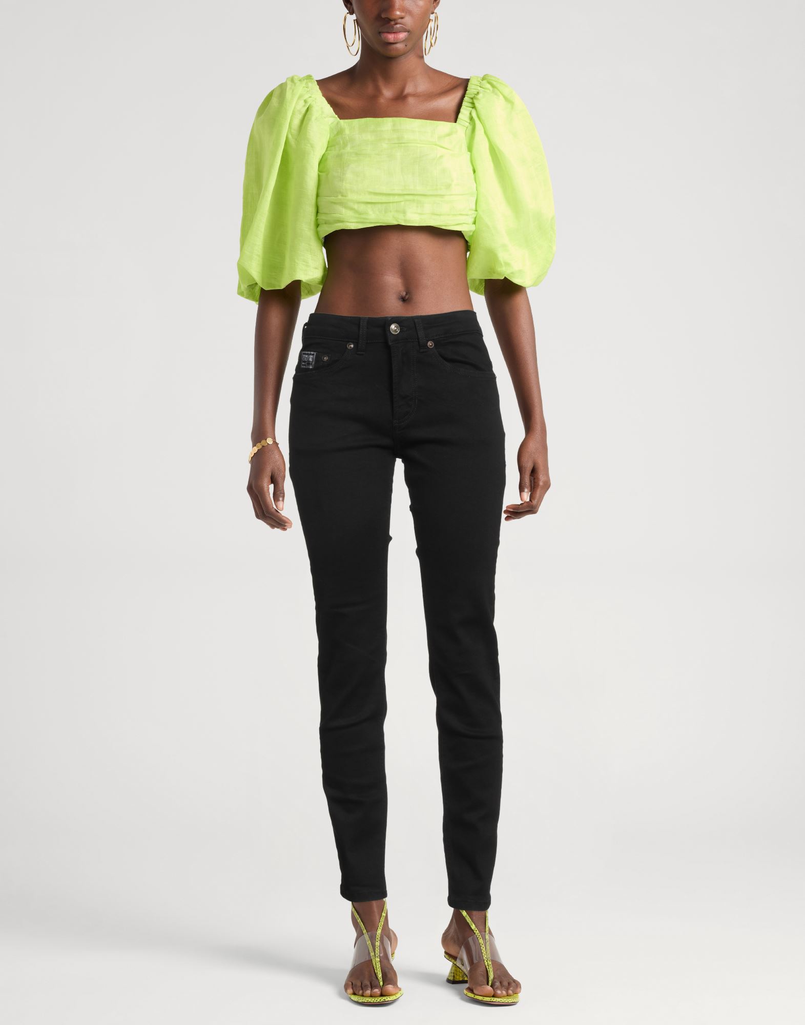  Versace Jeans Couture - Hosen & Röcke - Jeanshosen - On Yoox.com 