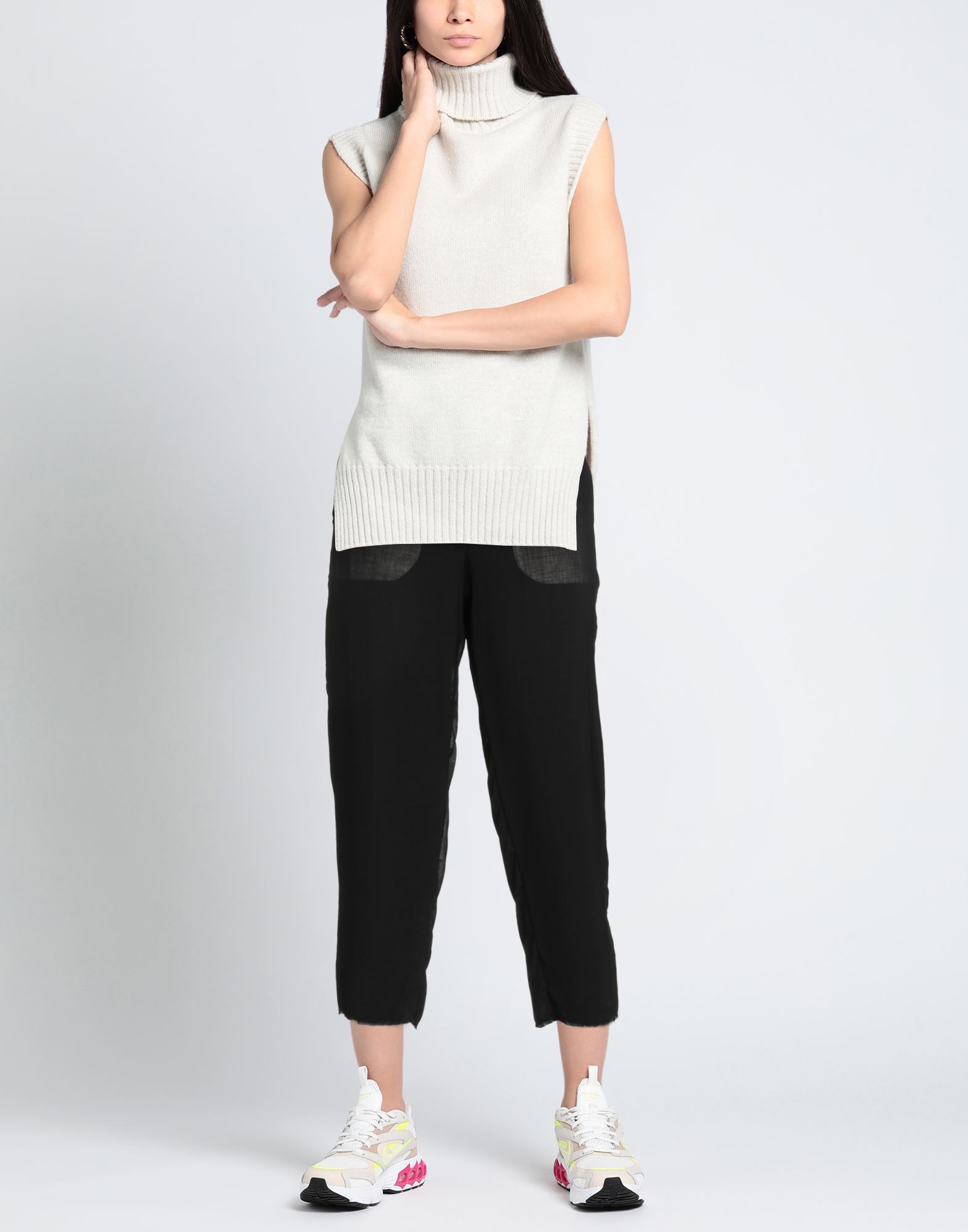  Masnada - Hosen & Röcke - Hosen - On Yoox.com 