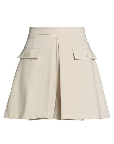 Motel Woman Shorts & Bermuda Shorts Cream Size M Polyester, Viscose, Elastane In White