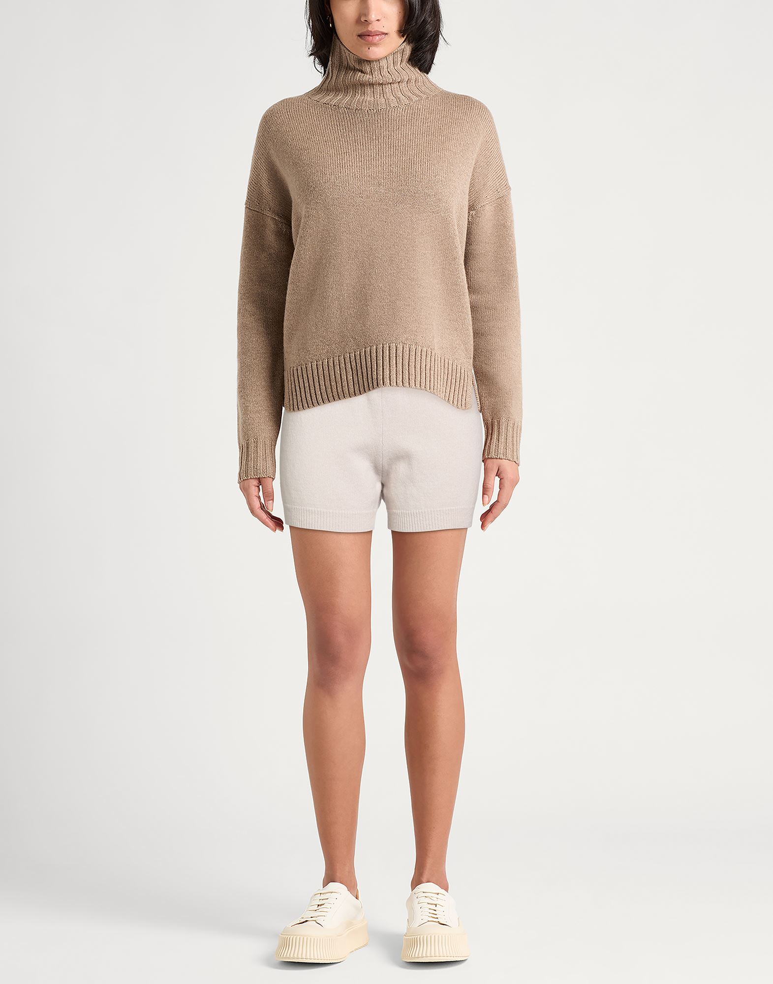  Roberto Collina - Hosen & Röcke - Shorts & Bermudashorts - On Yoox.com 