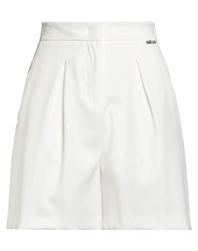 Gaelle Paris Gaëlle Paris Woman Shorts & Bermuda Shorts White Size 6 Polyester, Elastane In White