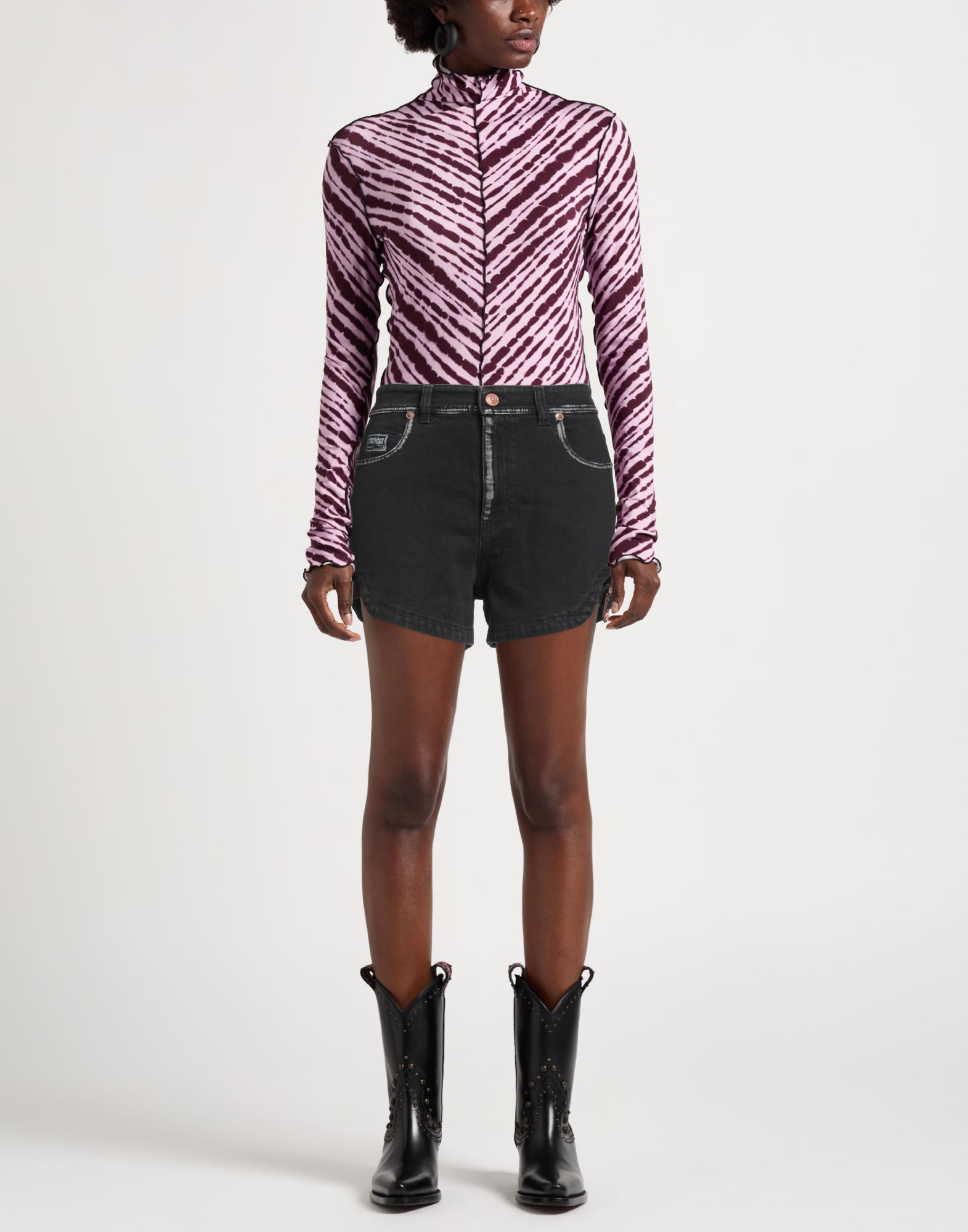  Versace Jeans Couture - Hosen & Röcke - Jeansshorts - On Yoox.com 
