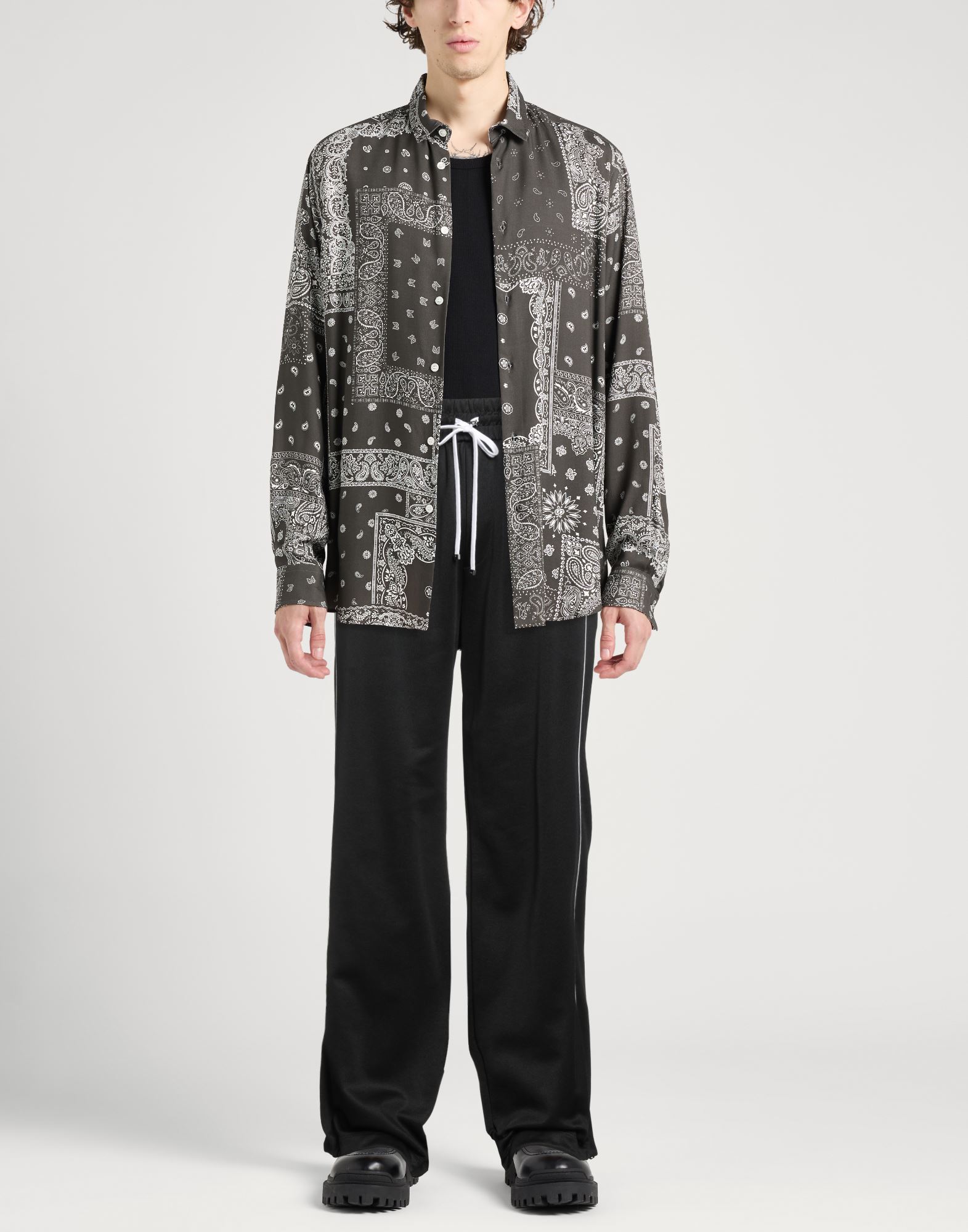  Amiri - Partes De Abajo - Pantalones - On Yoox.com 