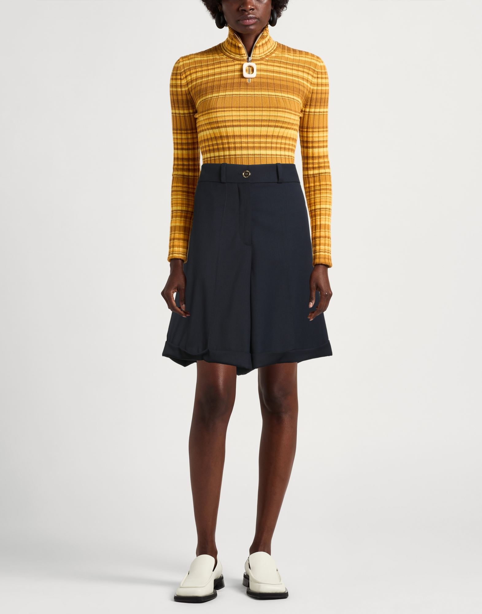  Patou - Hosen & Röcke - Shorts & Bermudashorts - On Yoox.com 