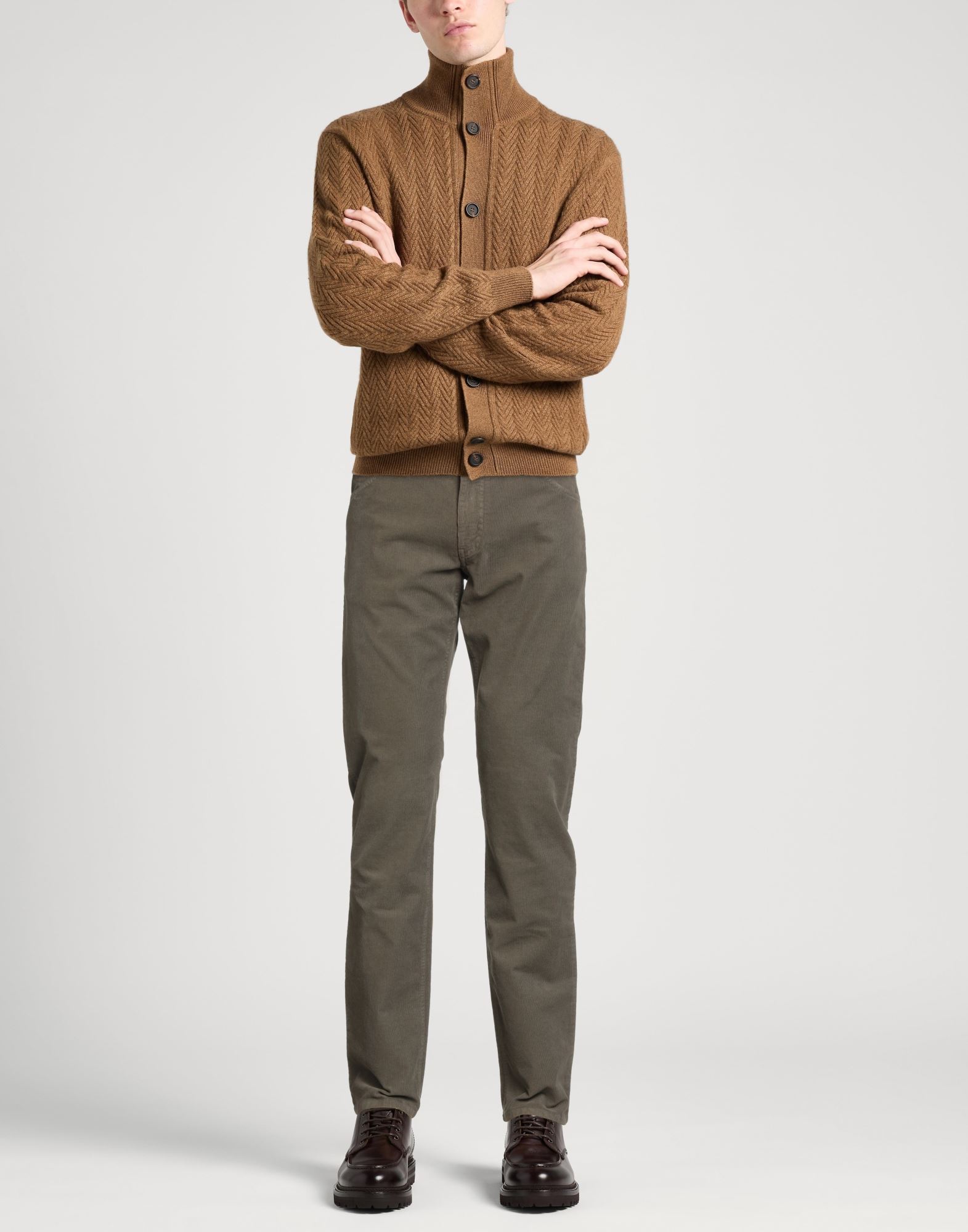  120% Lino - Hosen & Röcke - Hosen - On Yoox.com 