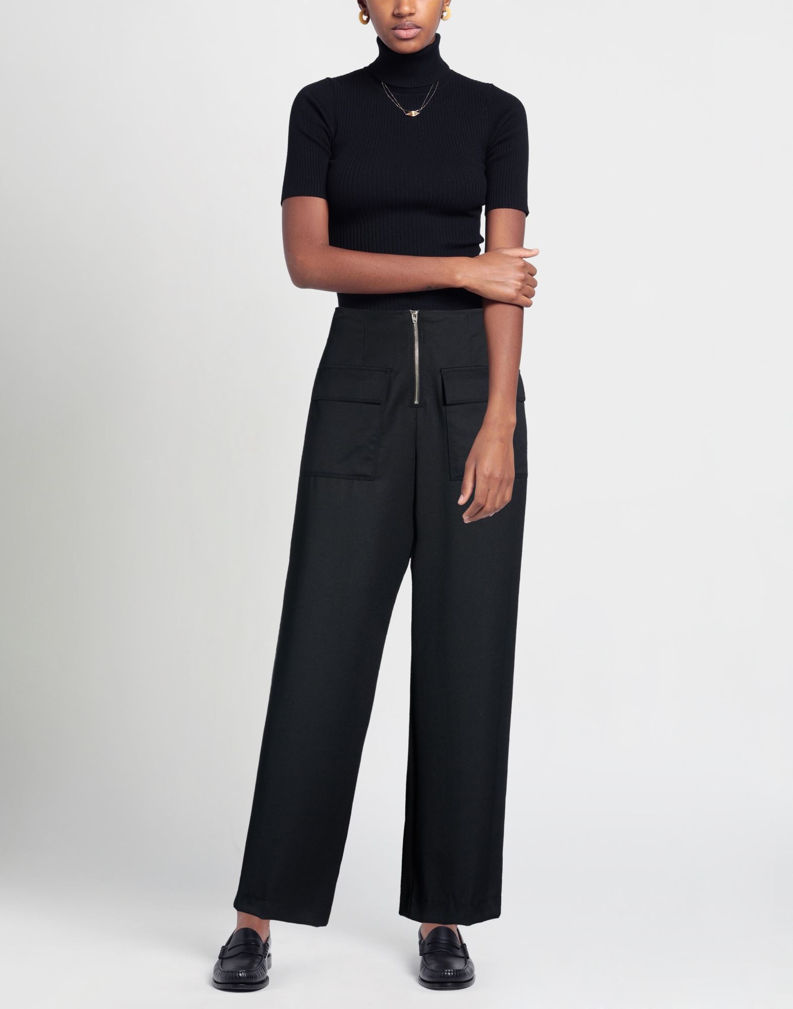  Low Classic - Partes De Abajo - Pantalones - On Yoox.com 