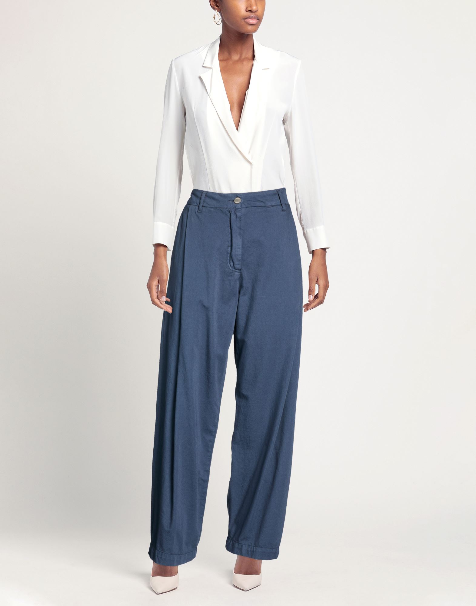  Le Streghe - Partes De Abajo - Pantalones - On Yoox.com 