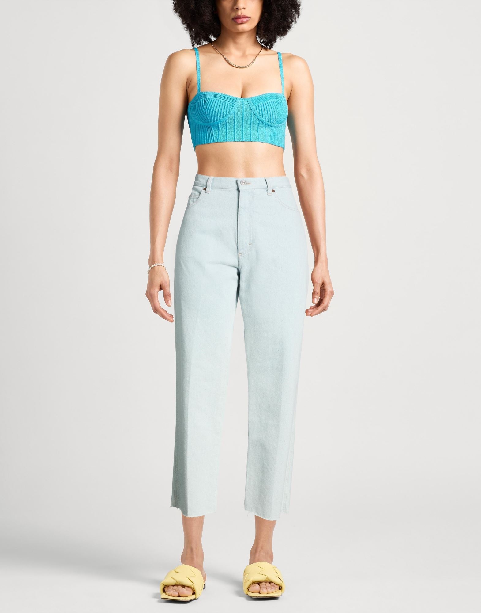  Victoria Beckham - Hosen & Röcke - Jeanshosen - On Yoox.com 
