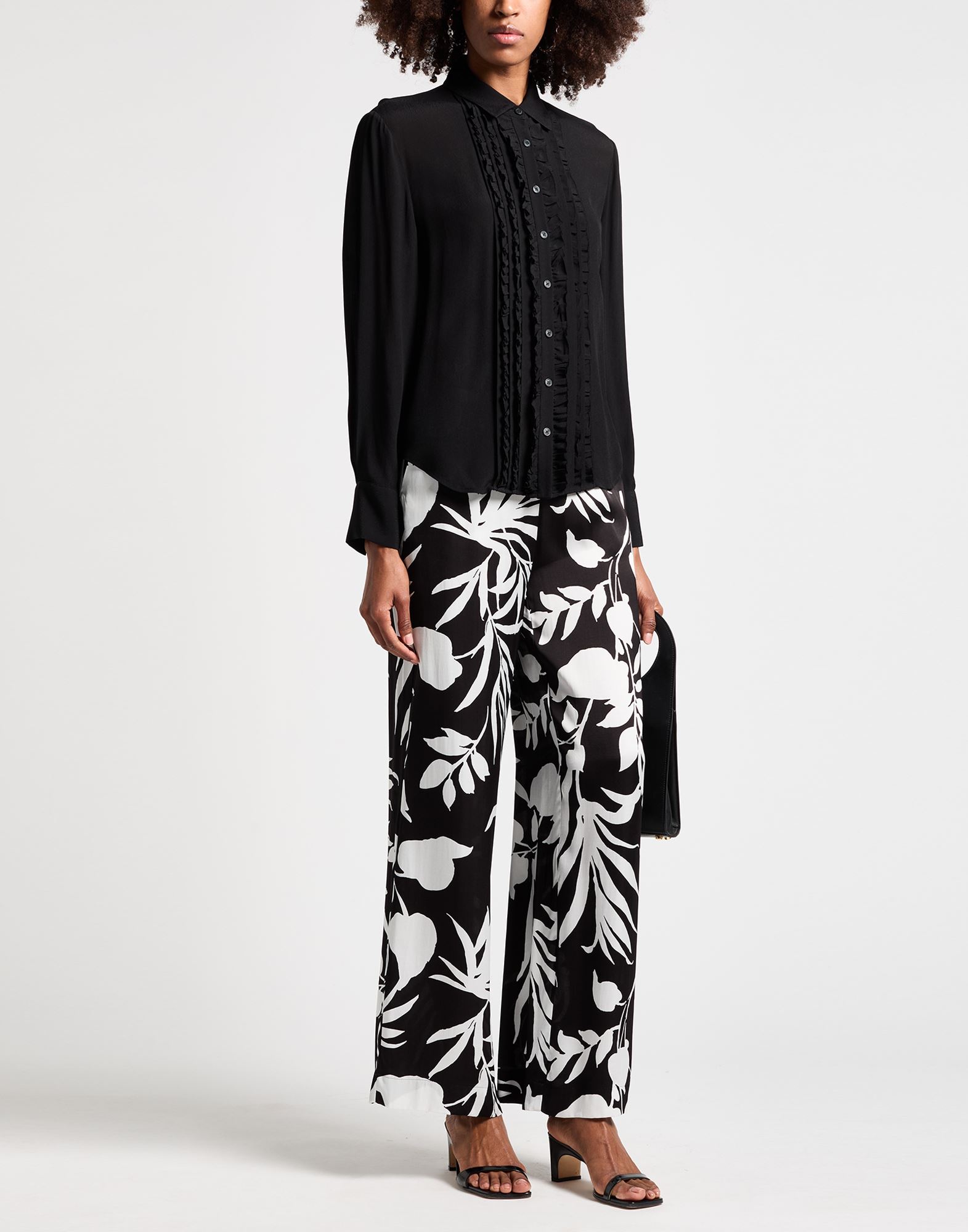  Clips - Partes De Abajo - Pantalones - On Yoox.com 