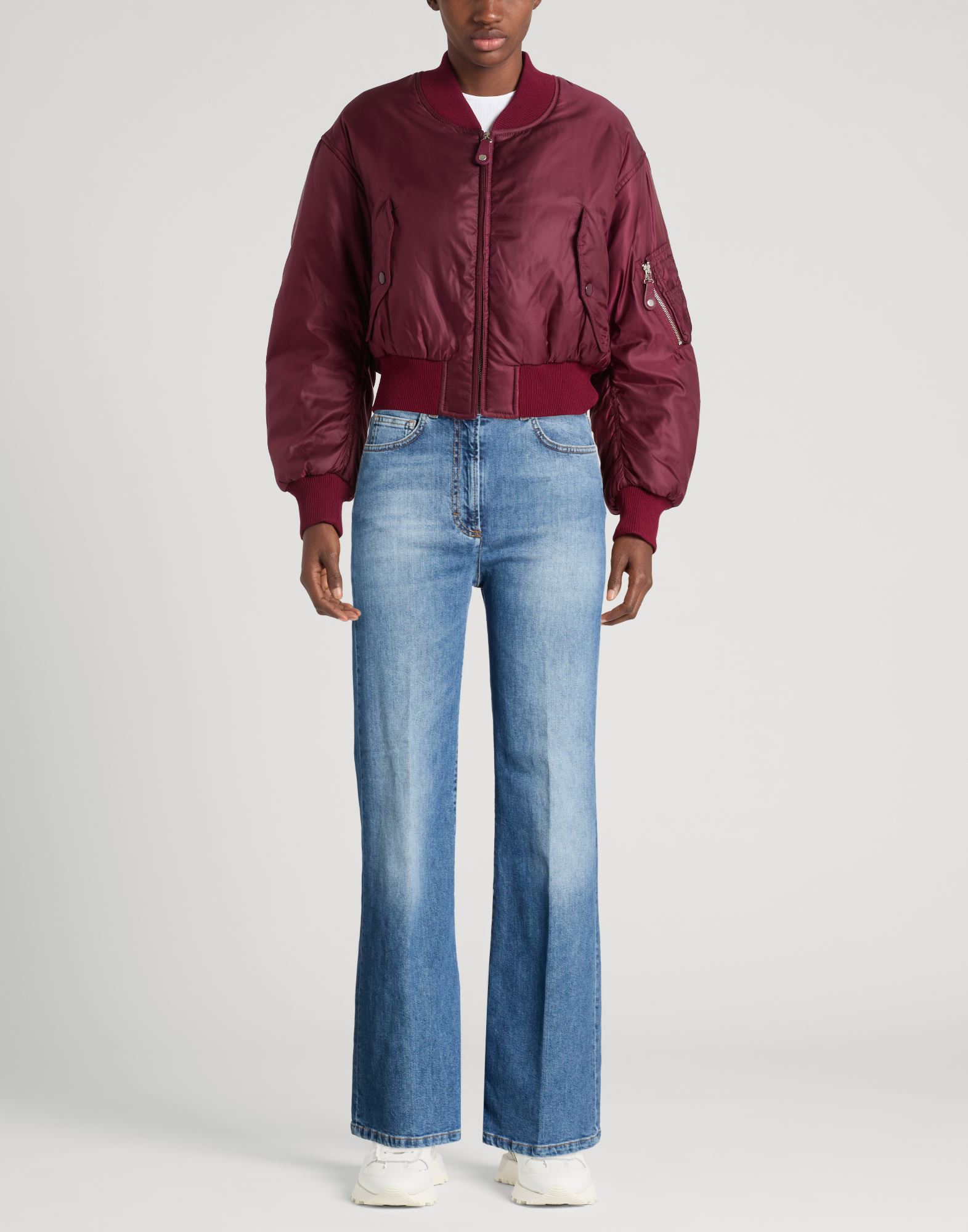  Seventy Venezia - Hosen & Röcke - Jeanshosen - On Yoox.com 