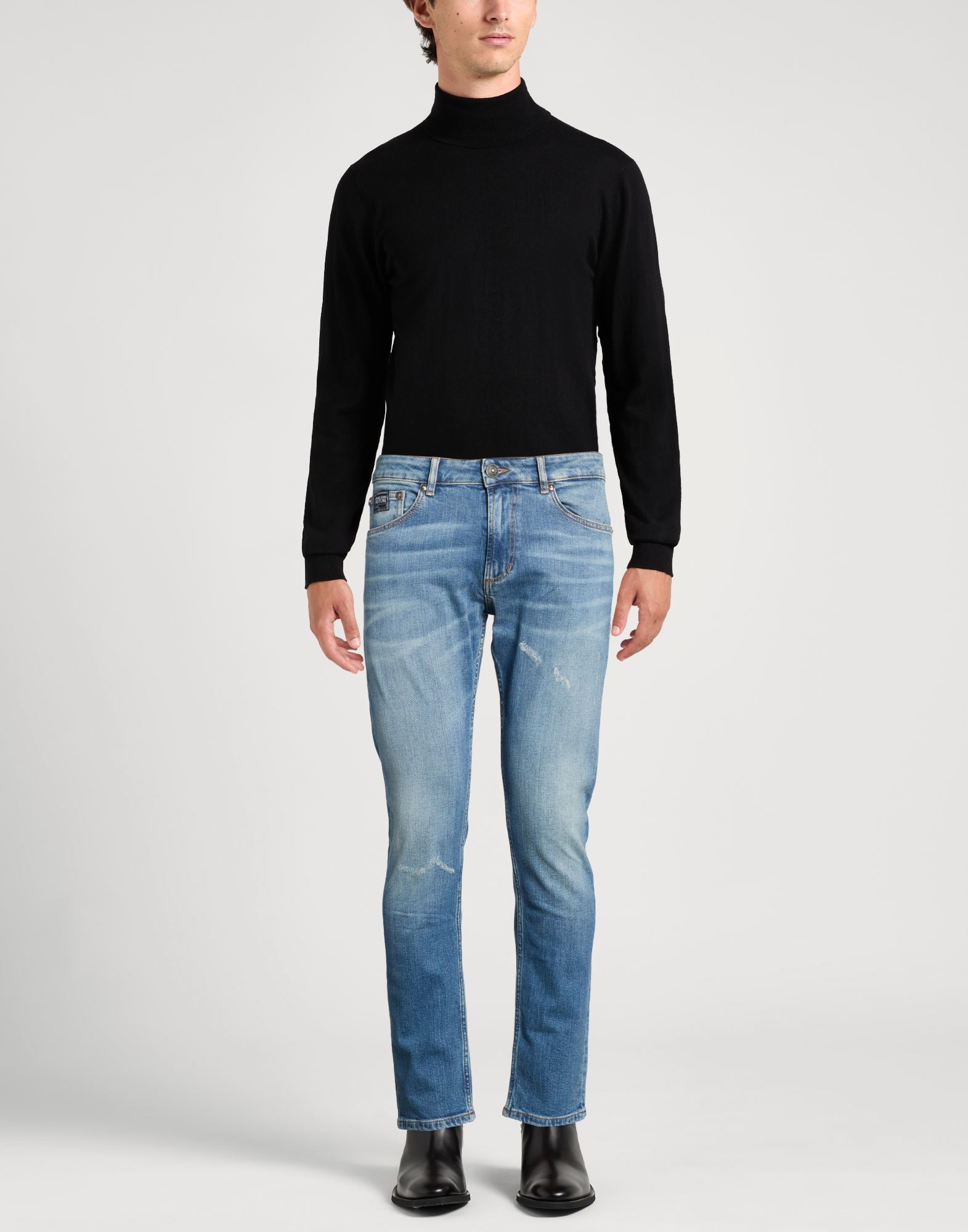  Versace Jeans Couture - Hosen & Röcke - Jeanshosen - On Yoox.com 