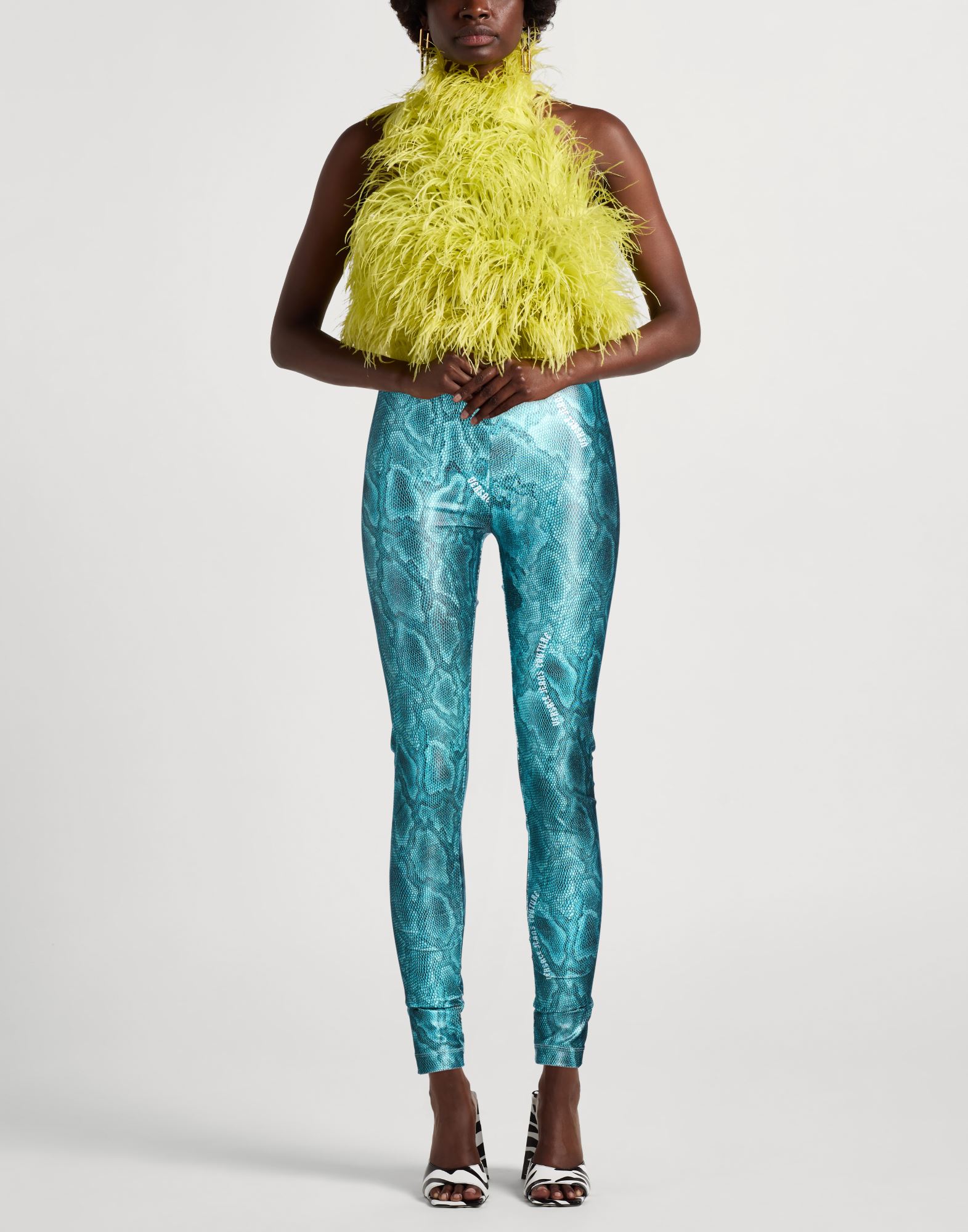  Versace Jeans Couture - Hosen & Röcke - Leggings - On Yoox.com 