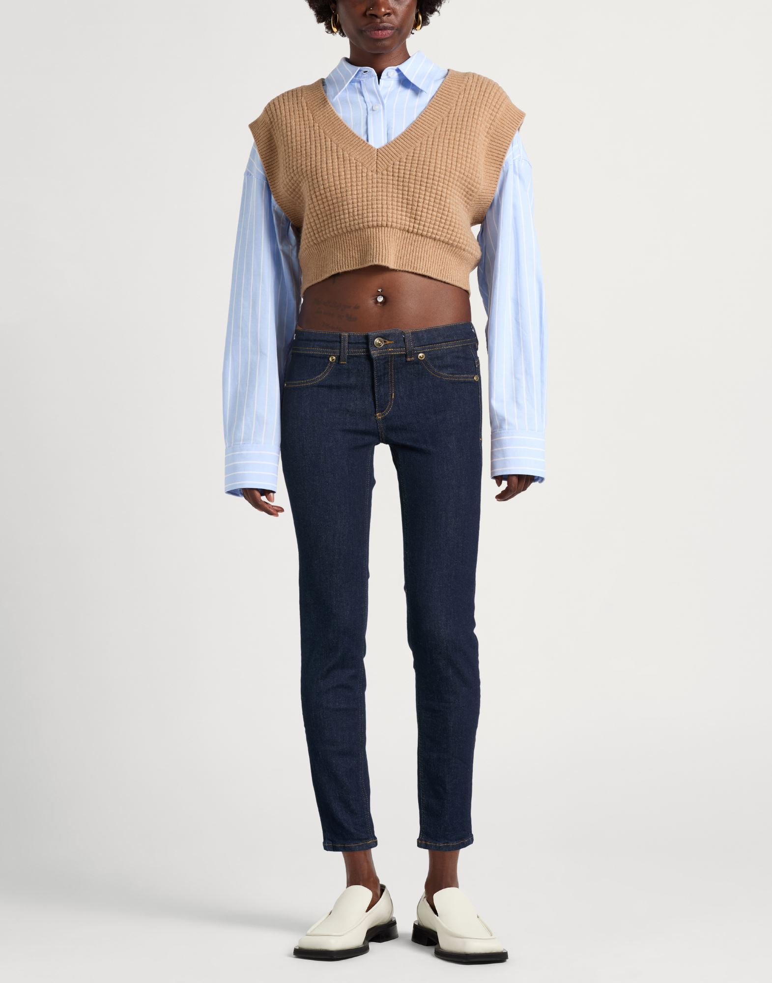  Versace Jeans Couture - Partes De Abajo - Pantalones Vaqueros - On Yoox.com 