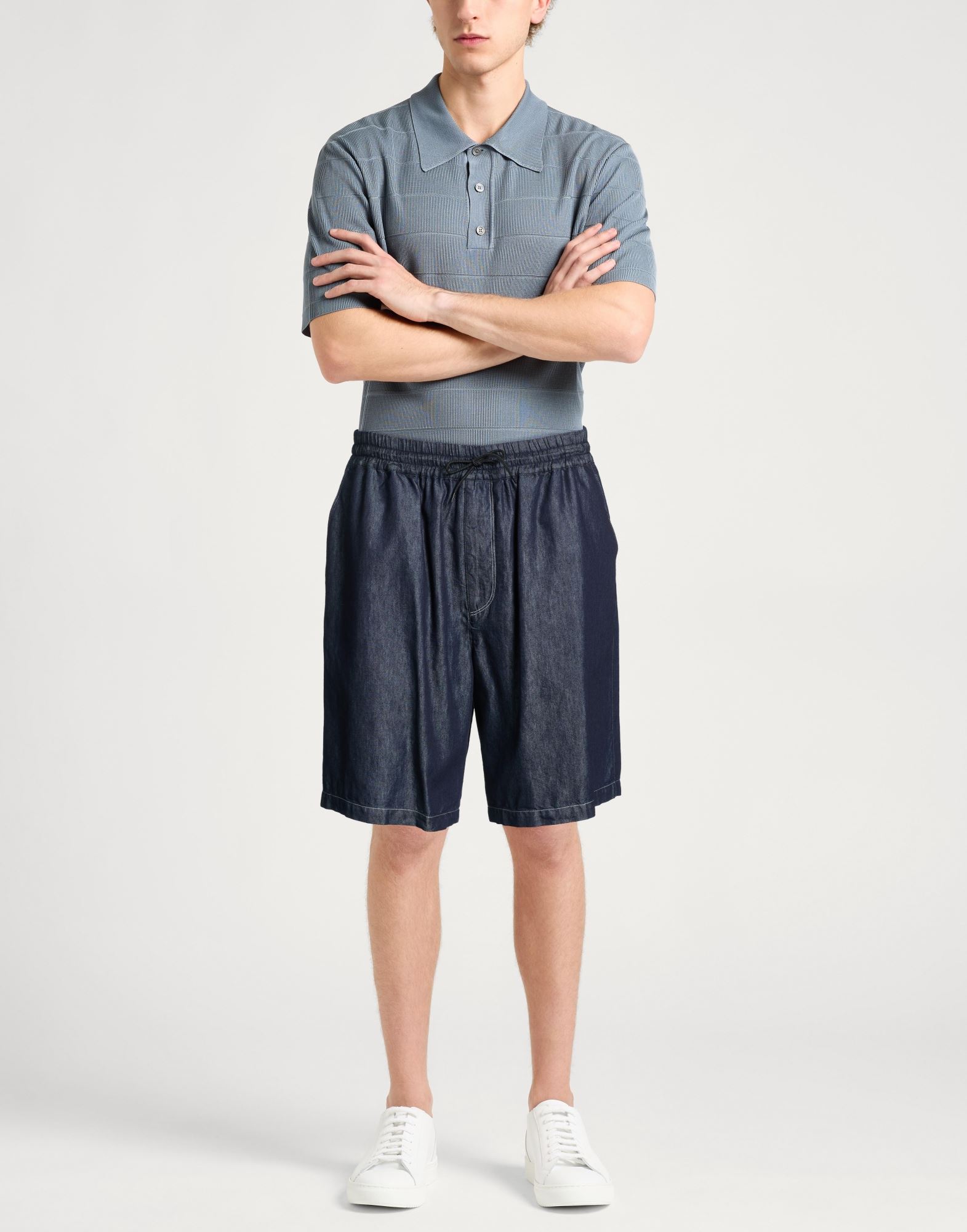  Giorgio Armani - Hosen & Röcke - Jeansshorts - On Yoox.com 
