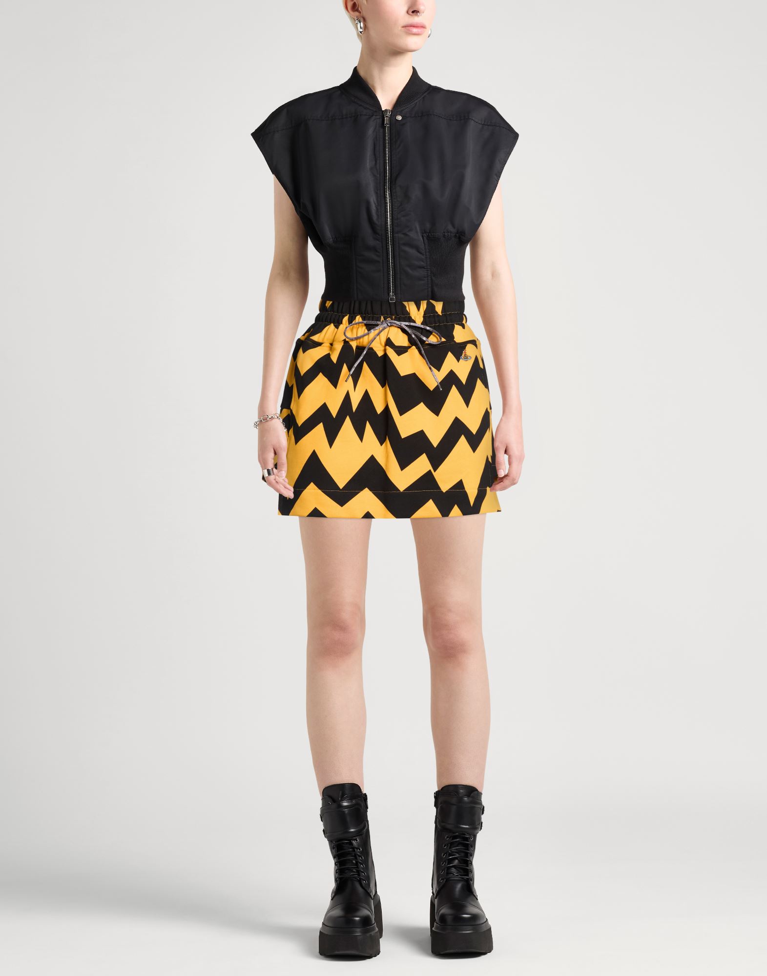  Vivienne Westwood - Hosen & Röcke - Miniröcke - On Yoox.com 