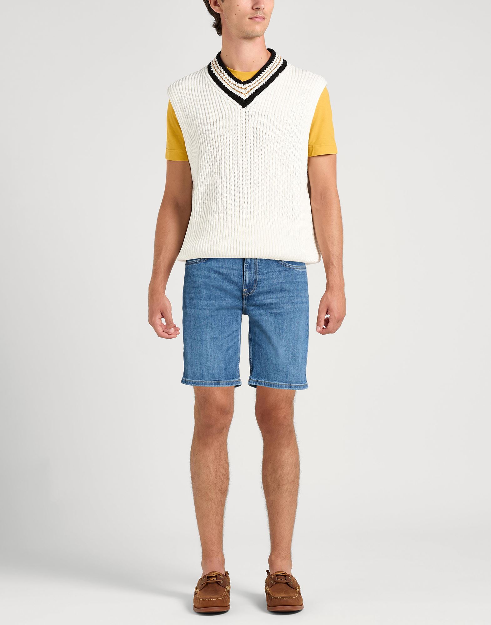  Tommy Hilfiger - Hosen & Röcke - Jeansshorts - On Yoox.com 