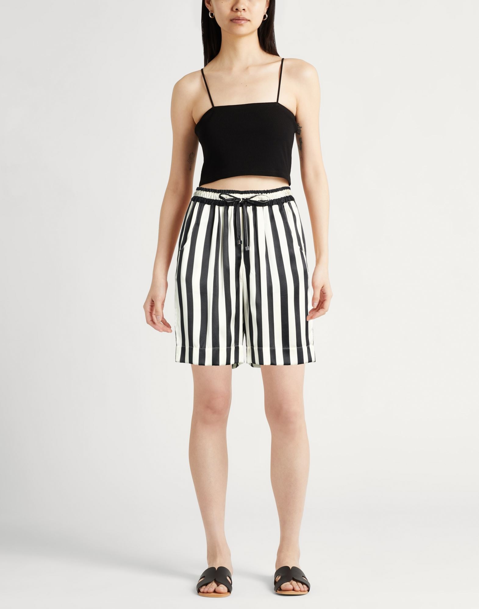  Kiton - Hosen & Röcke - Shorts & Bermudashorts - On Yoox.com 