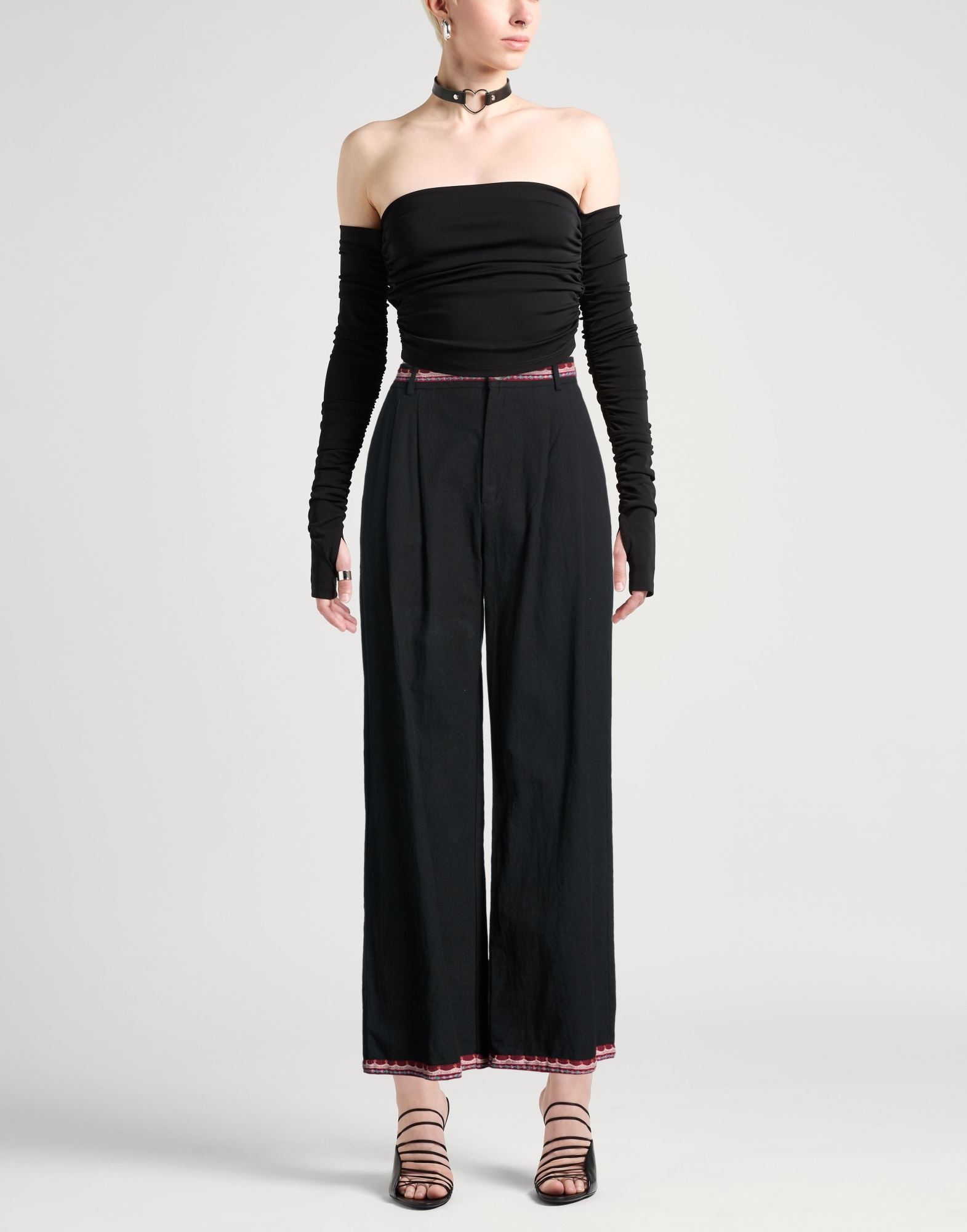  Maison Hotel - Partes De Abajo - Pantalones - On Yoox.com 
