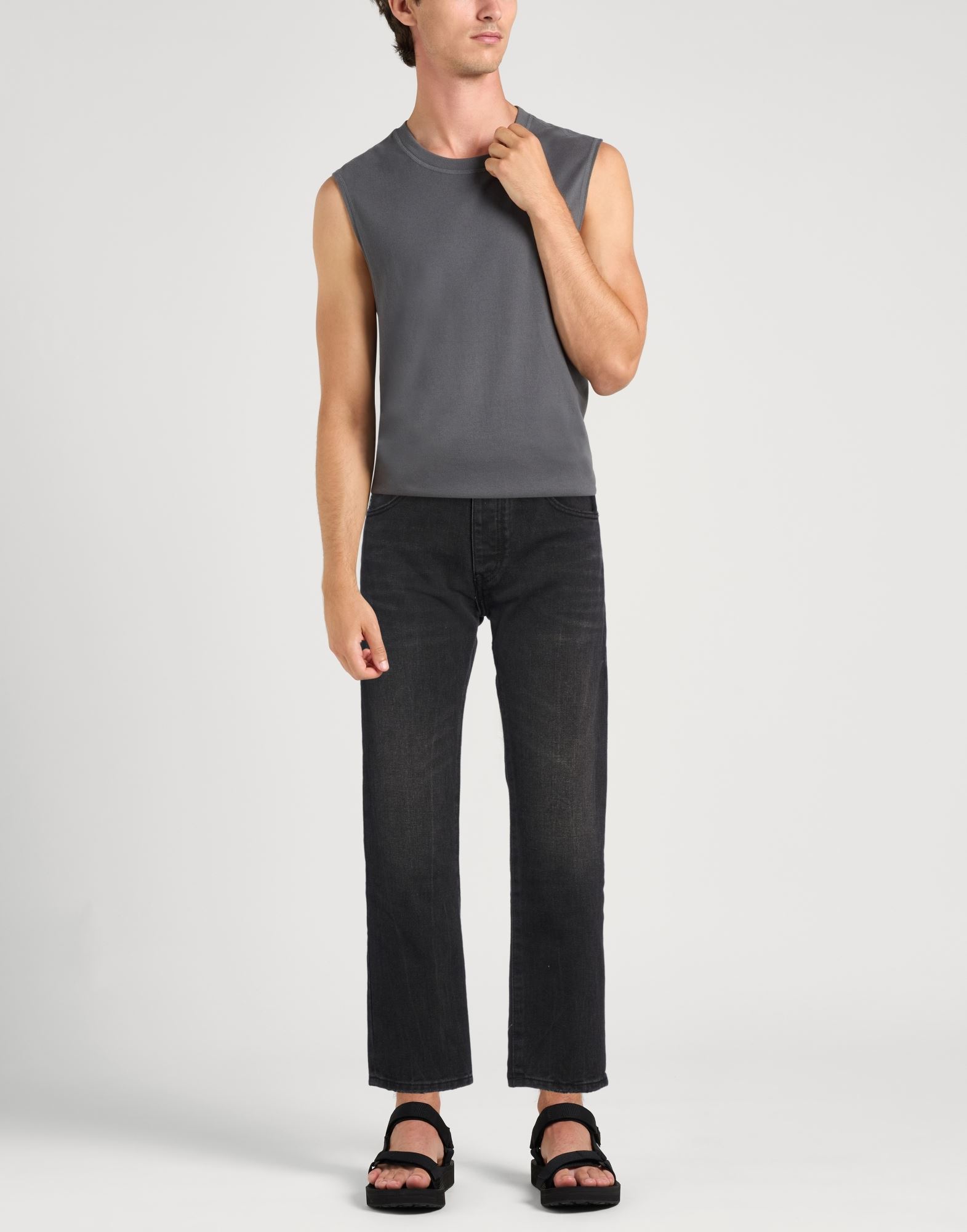  Berna - Hosen & Röcke - Jeanshosen - On Yoox.com 