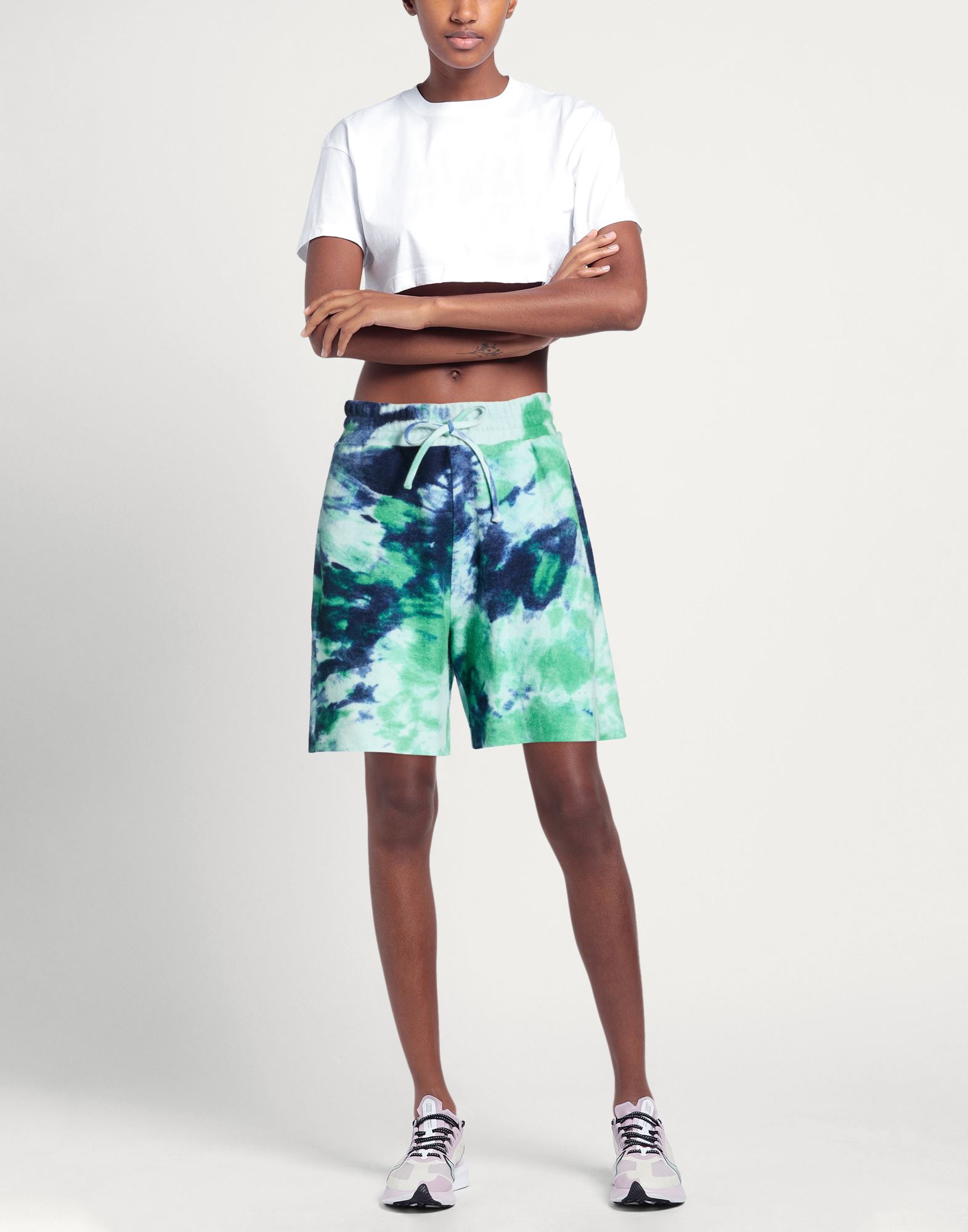  Canessa - Hosen & Röcke - Shorts & Bermudashorts - On Yoox.com 