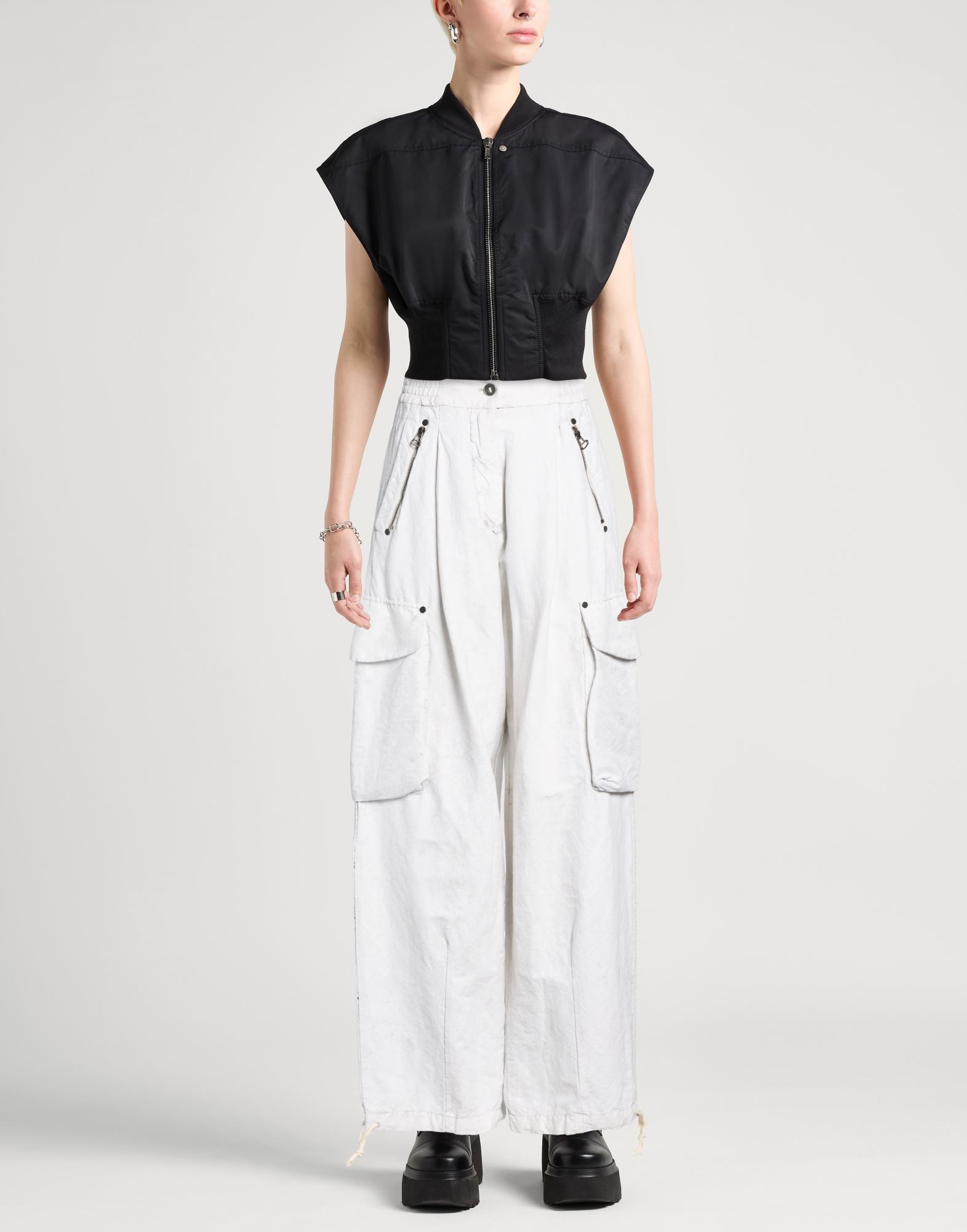  Masnada - Hosen & Röcke - Hosen - On Yoox.com 
