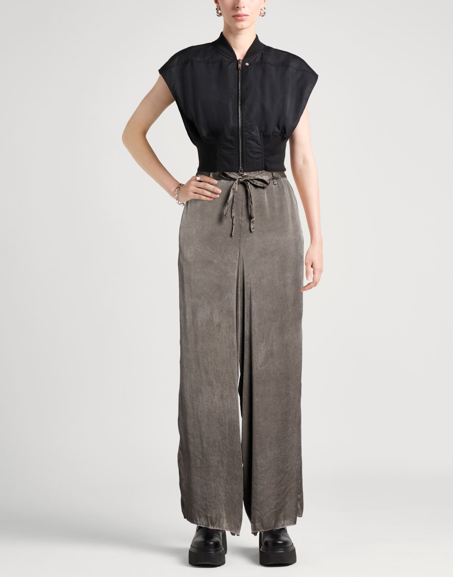  Masnada - Hosen & Röcke - Hosen - On Yoox.com 