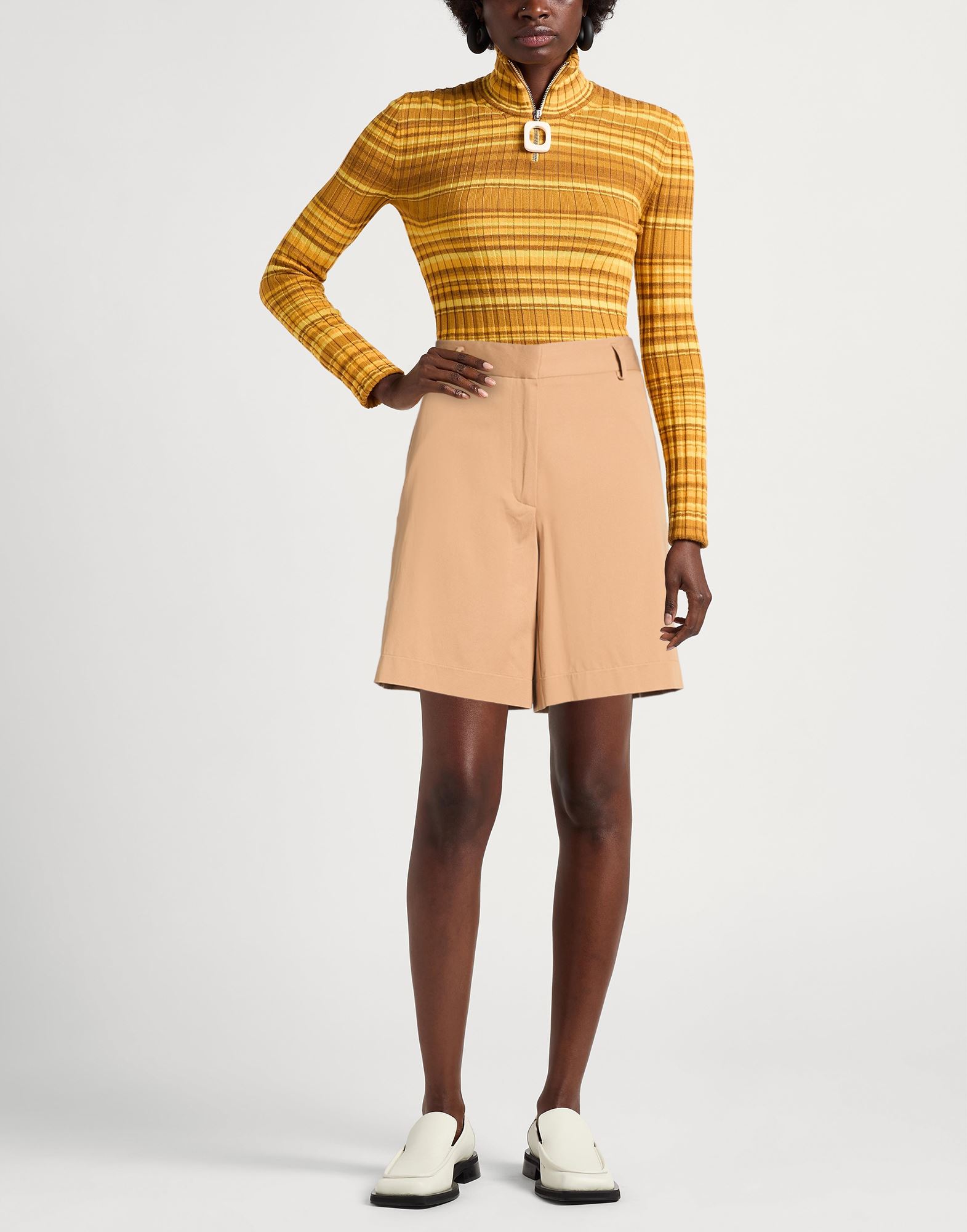  Pomandère - Hosen & Röcke - Shorts & Bermudashorts - On Yoox.com 