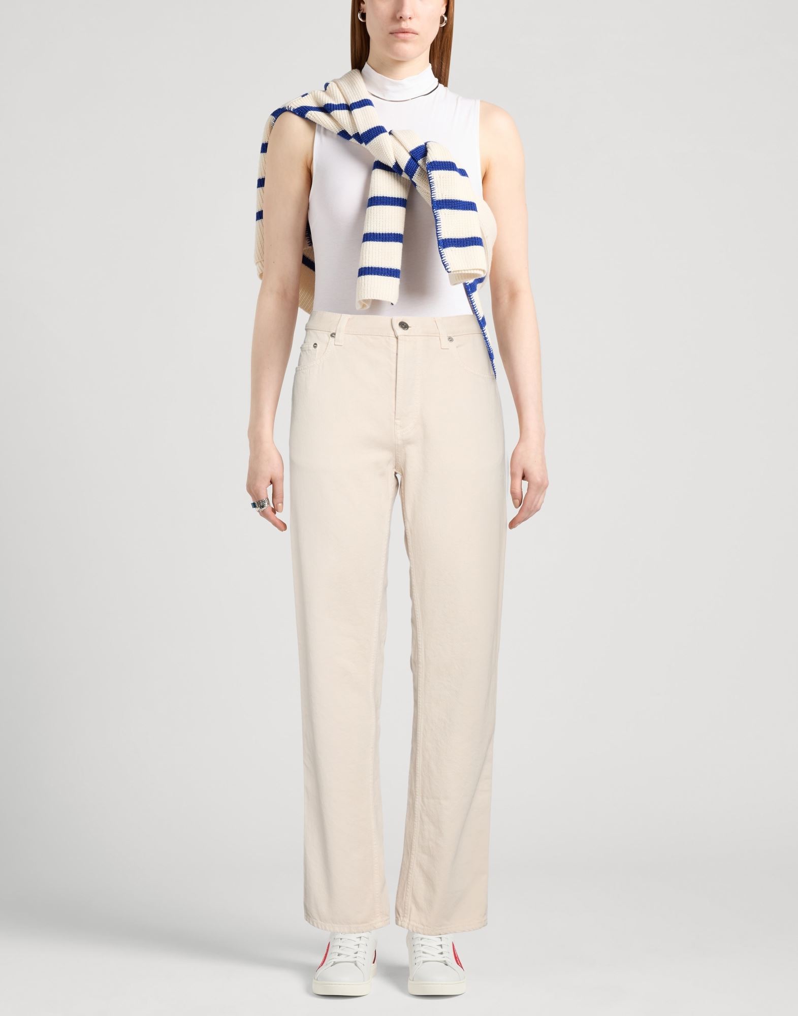  Burberry - Partes De Abajo - Pantalones Vaqueros - On Yoox.com 
