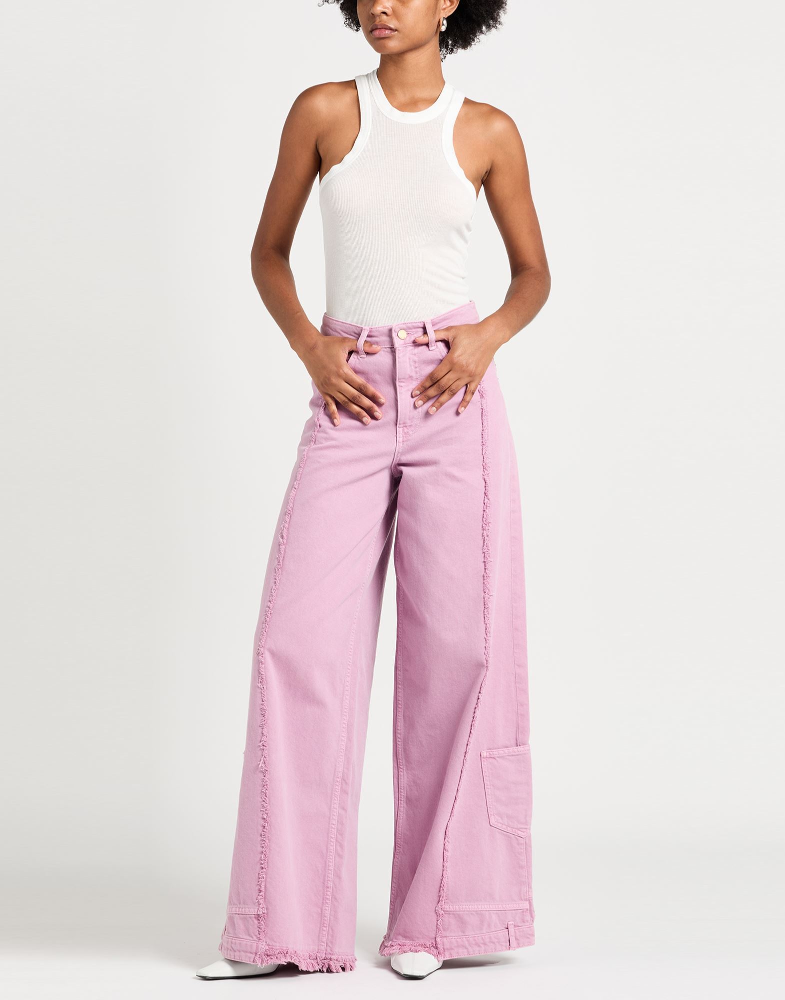  Essentiel Antwerp - Hosen & Röcke - Jeanshosen - On Yoox.com 
